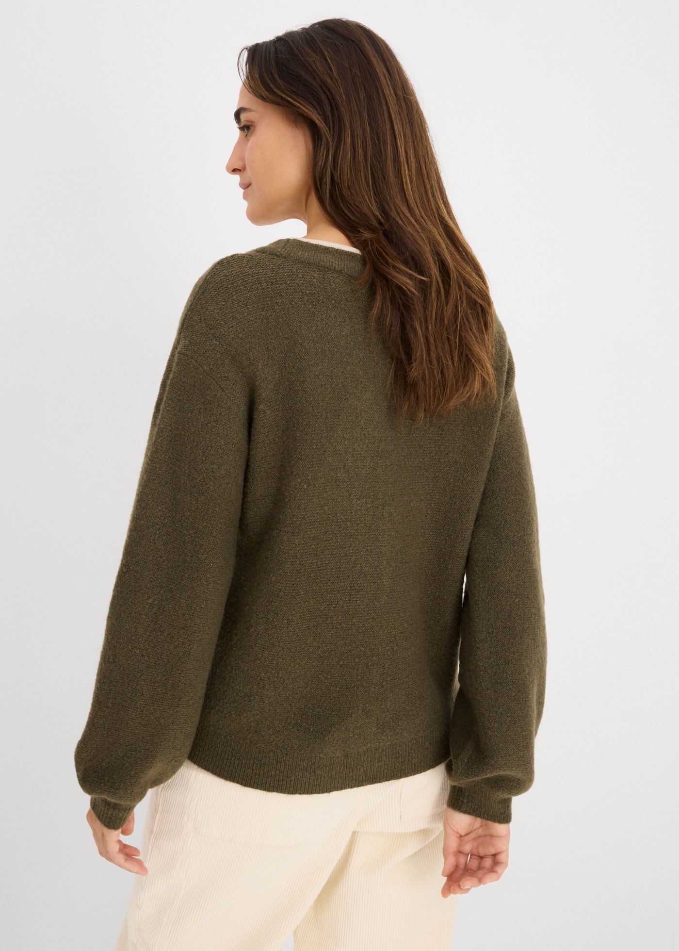 bonprix Strickjacke mit Knöpfen, bequeme Passform, im Casual-Stil
