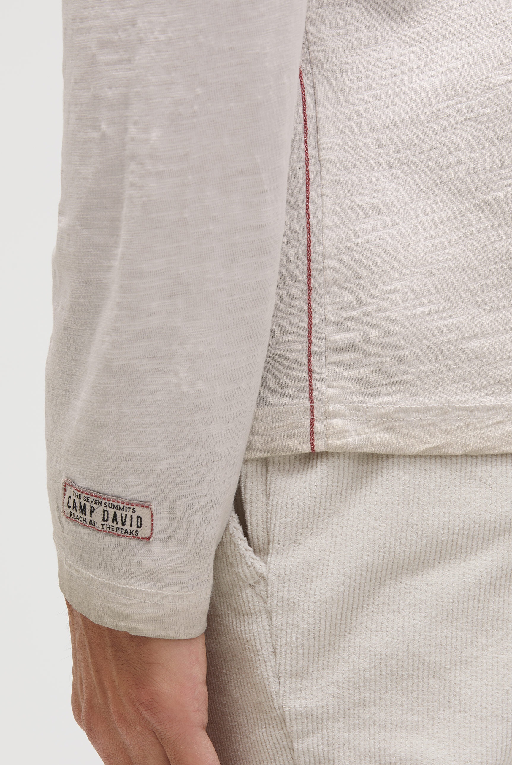 CAMP DAVID V-Shirt mit maskulinem V-Ausschnitt