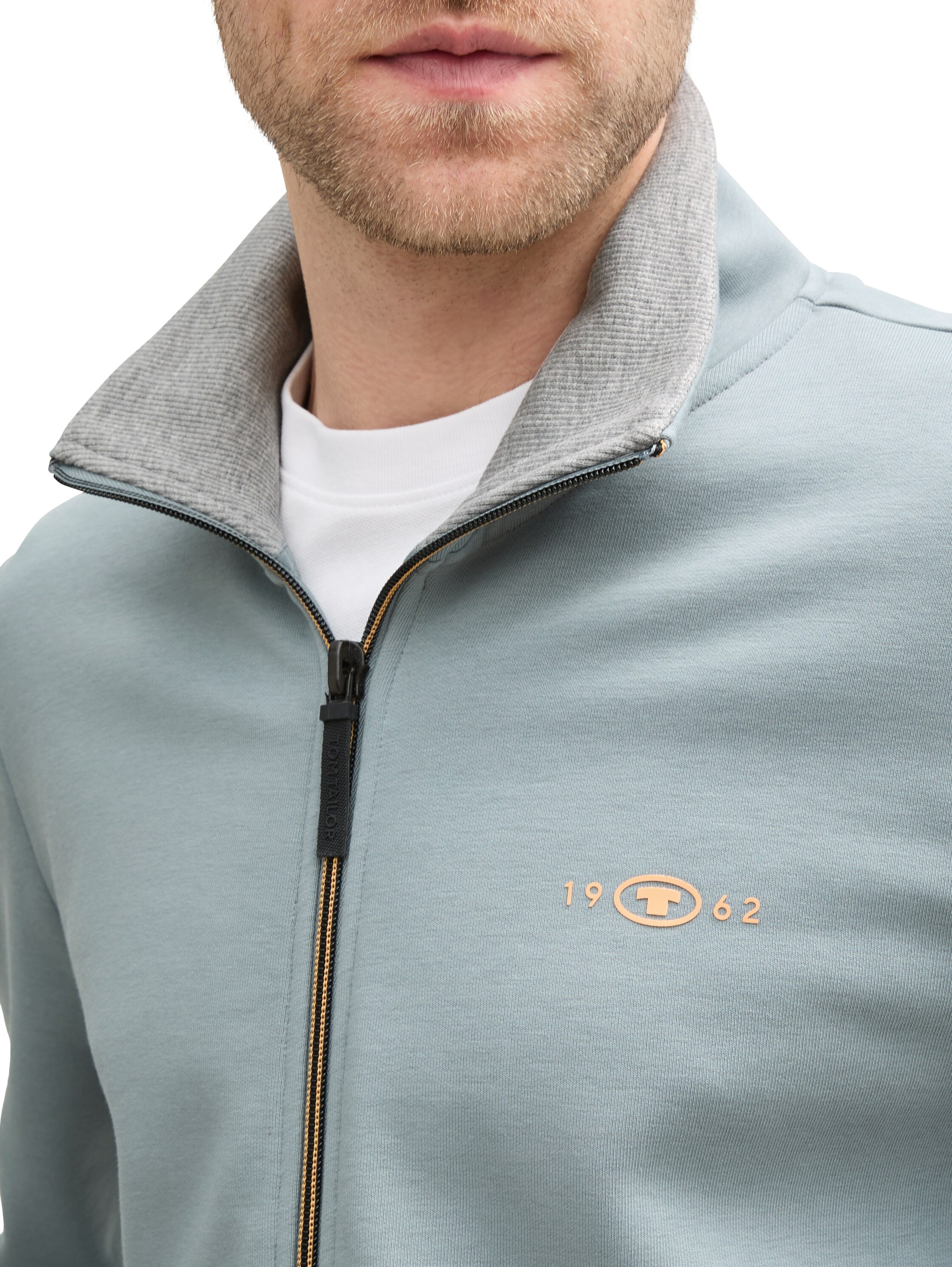 TOM TAILOR Sweatjacke, mit Logo Stickerei