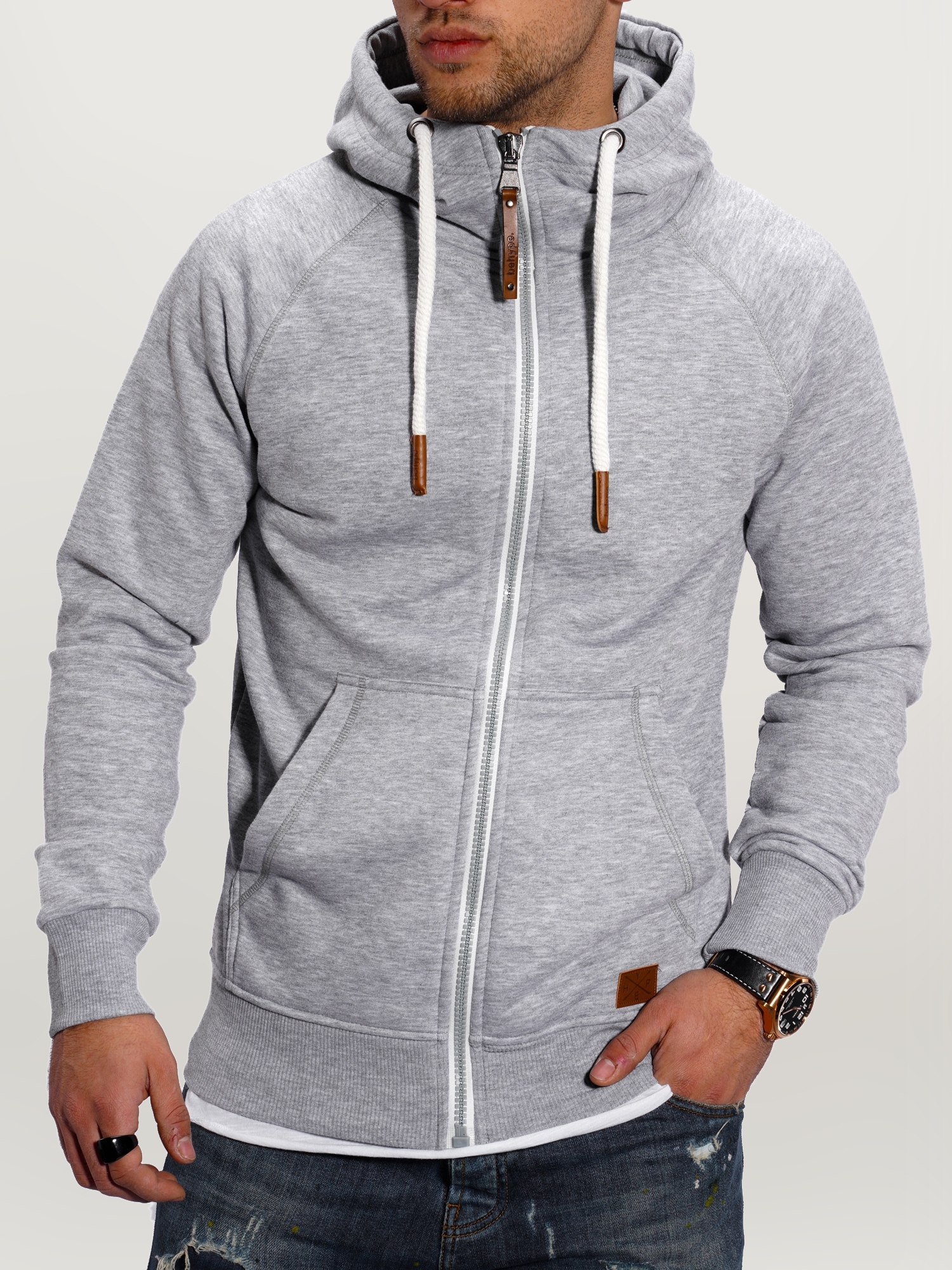 behype Sweatjacke »BHTANSER«, mit praktischem Kordelzug