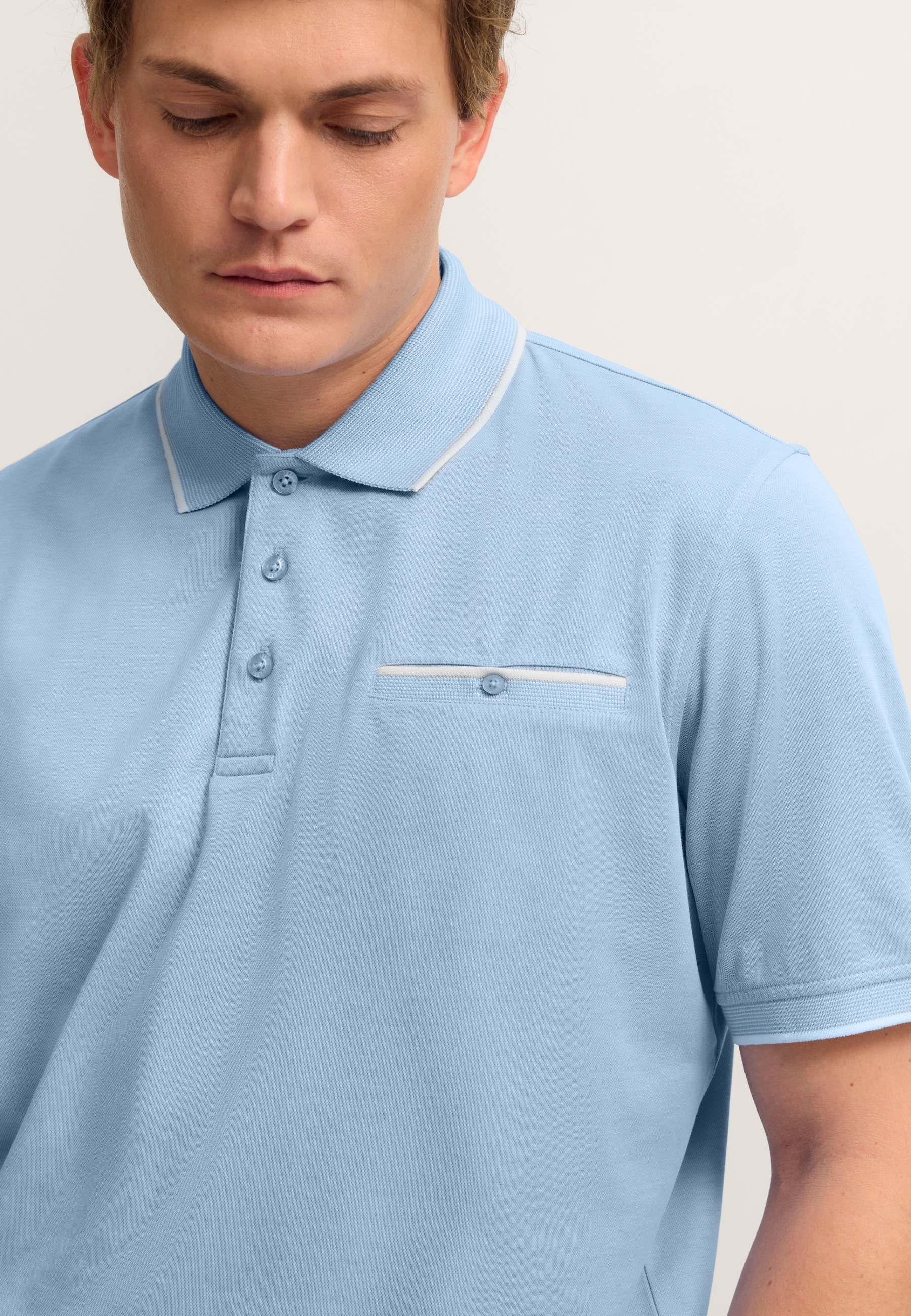 bugatti Poloshirt Modern Fit mit einer Brusttasche