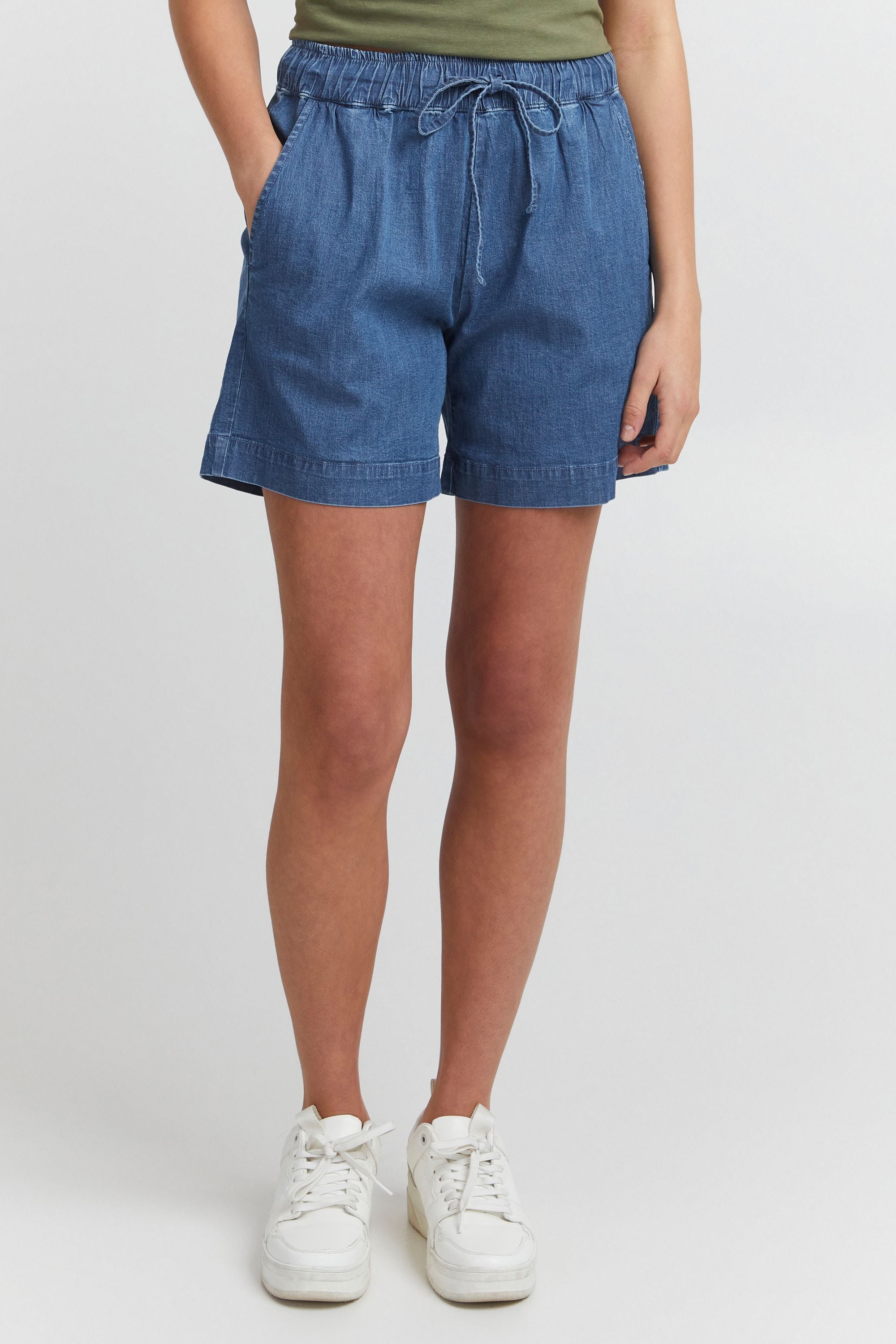 OXMO Shorts »Jeansshorts OXLillith«