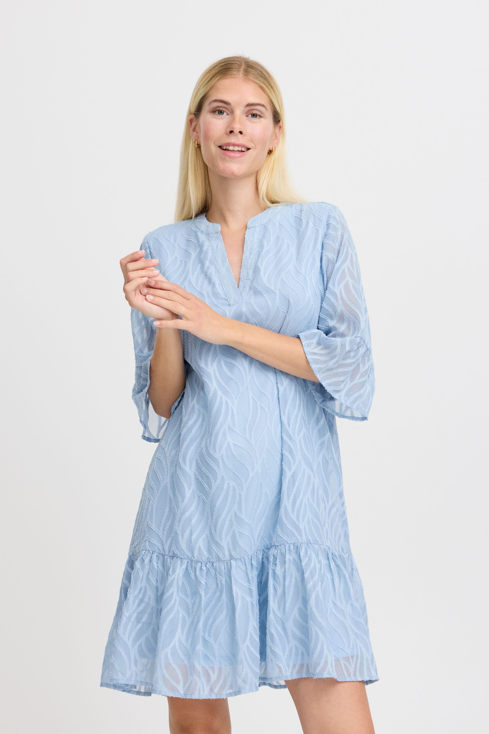 b.young A-Linien-Kleid »A-Linien-Kleid BYFRIKKE VNECK DRESS -«