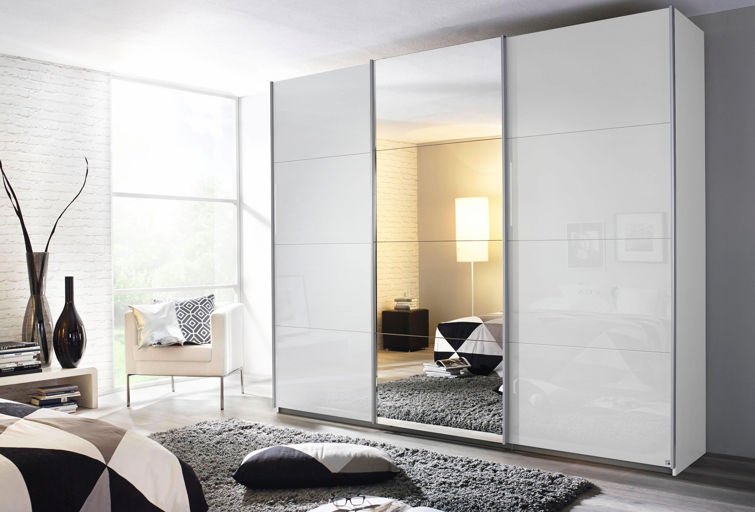 rauch Schwebetürenschrank "Kleiderschrank Schrank Garderobe Wäscheschrank Ankleide KULMBACH" Breiten 271/360 cm Höhen 210/230 cm, inkl. Schubkasteneinsatz und extra Einlegeböden MADE IN GERMANY