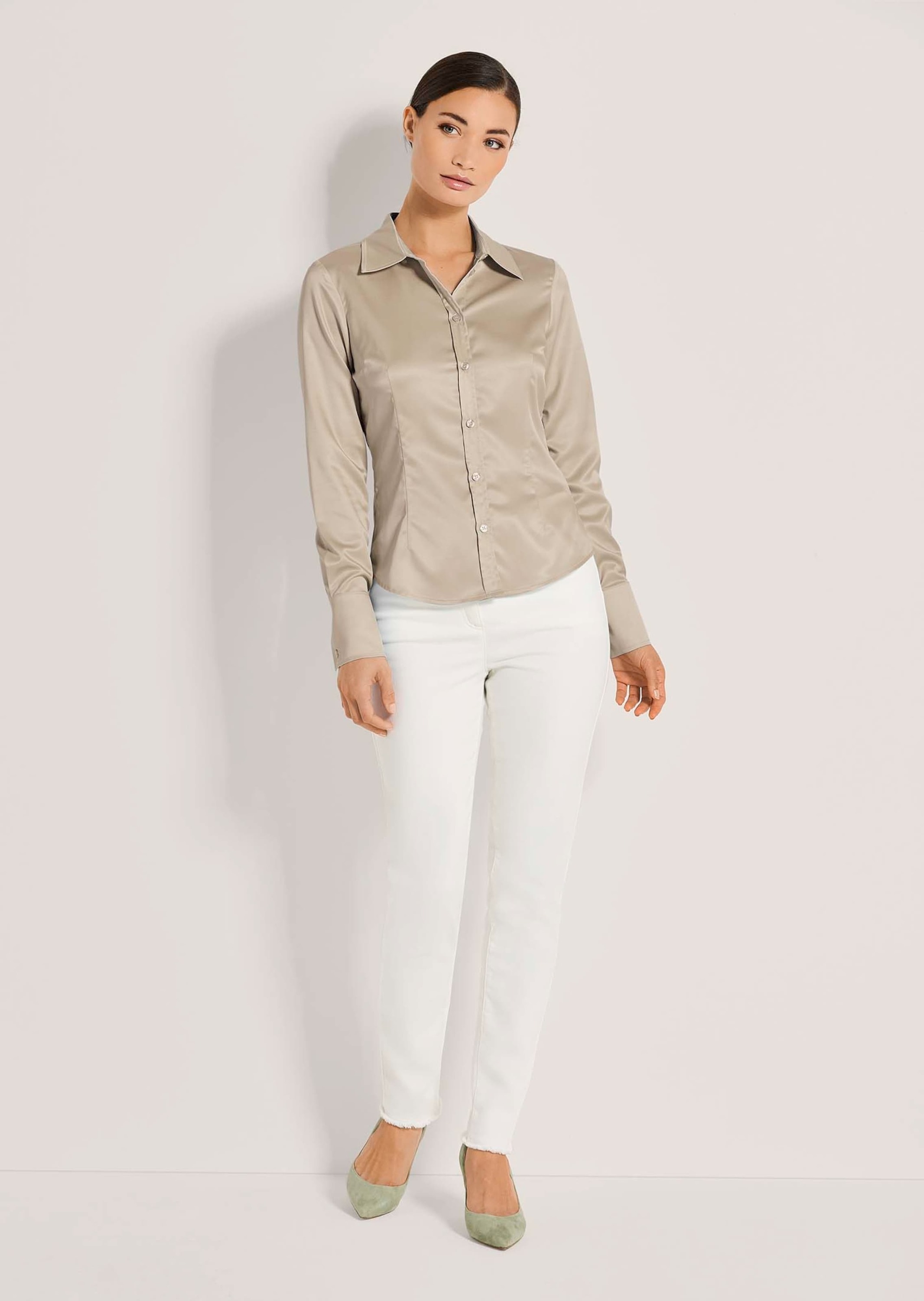 Thumbnail - MADELEINE Hemdbluse "Bluse Hemdbluse mit glänzendem Finish" Satinbluse