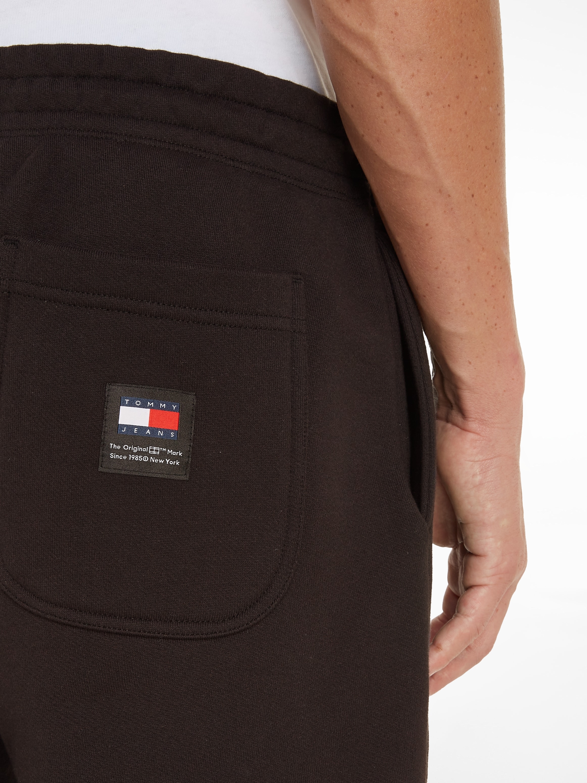 Tommy Jeans Plus Sweatpants »TJM RLX NEW CLASSICS JOG EXT«, mit Tommy Jeans  Schriftzug ▷ kaufen | BAUR