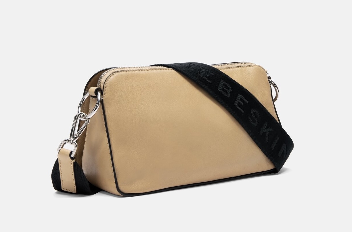 Liebeskind Berlin Umhängetasche »Clarice Crossbody M«