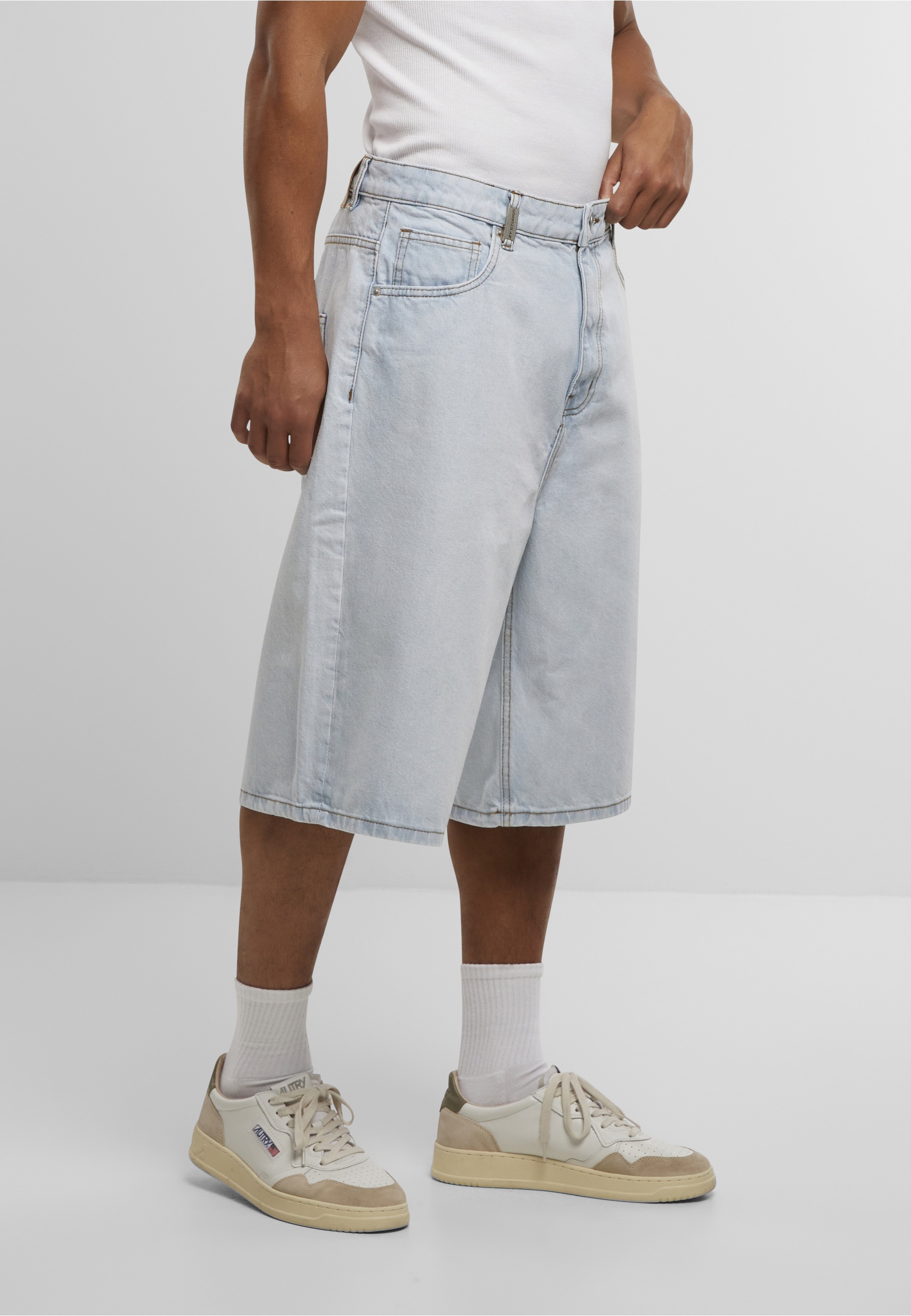 2Y Studios Shorts »2Y Studios Junan Baggy Basic Shorts«