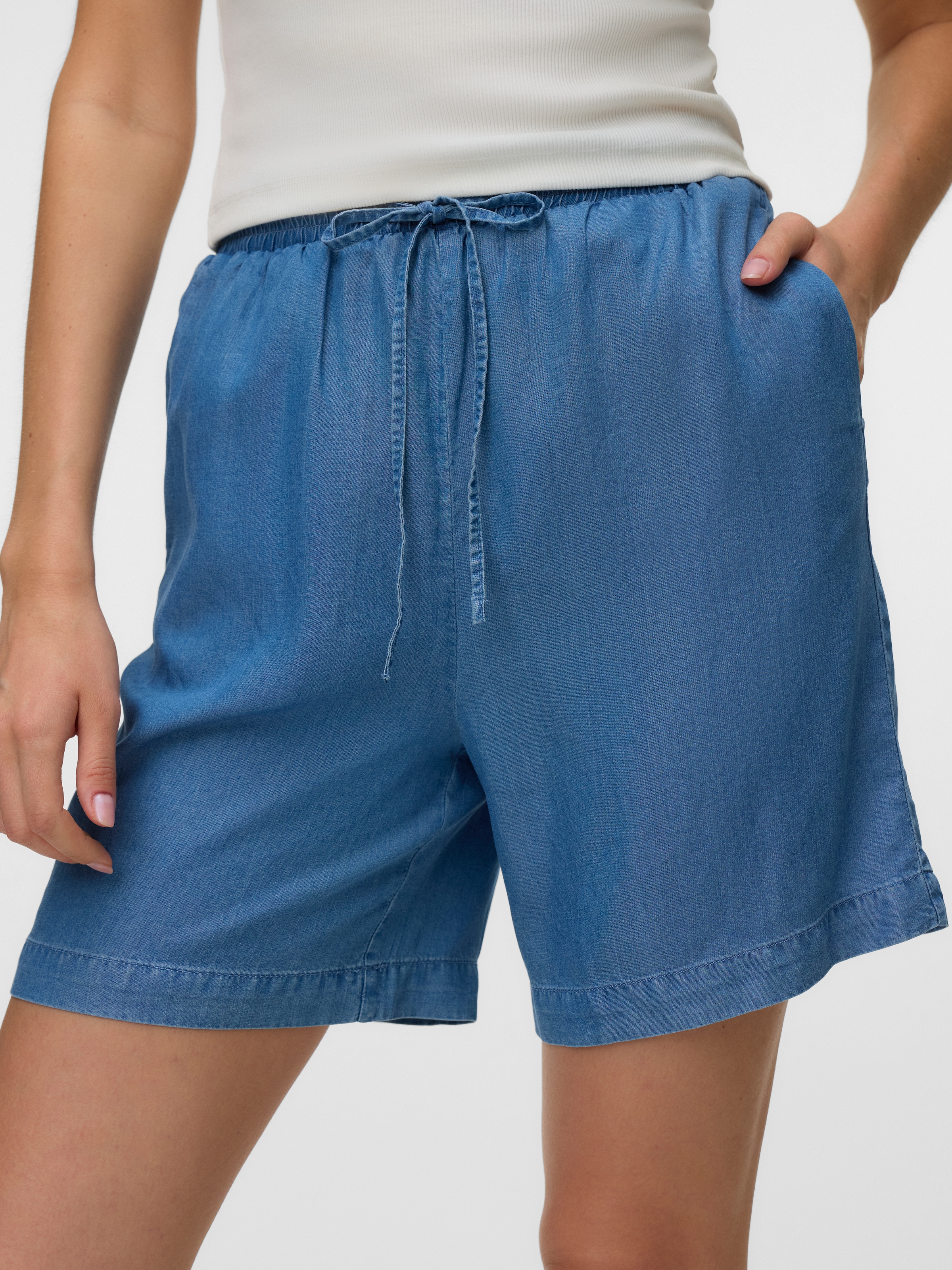 Vero Moda Shorts »VMBREE HR LOOSE BERMUDA TENCEL SHORTS«  Viskose, loose fit