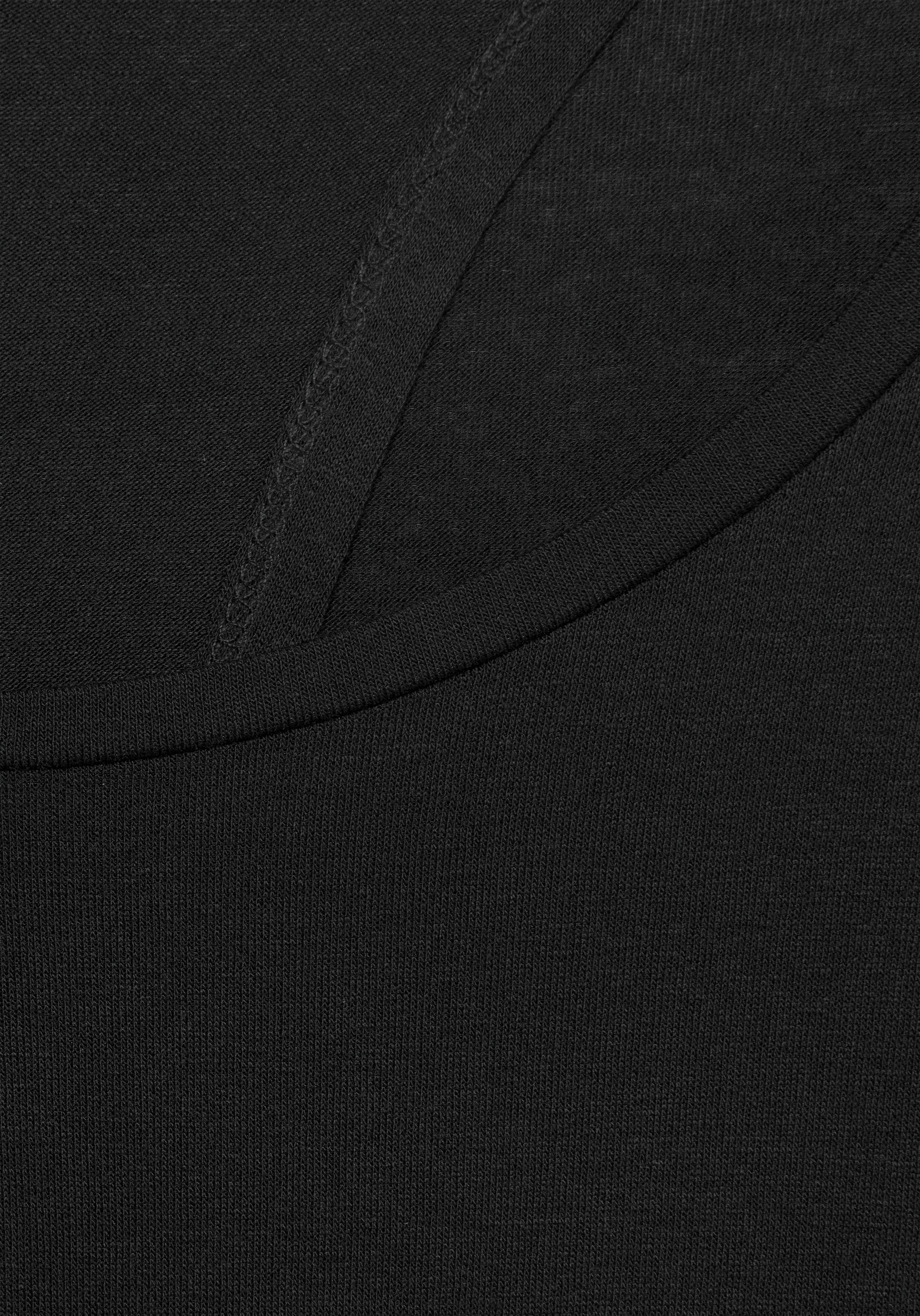 LASCANA 3/4-Arm-Shirt »mit modischem Schlitz am Rücken«, aus weichem Viskose-Stretch