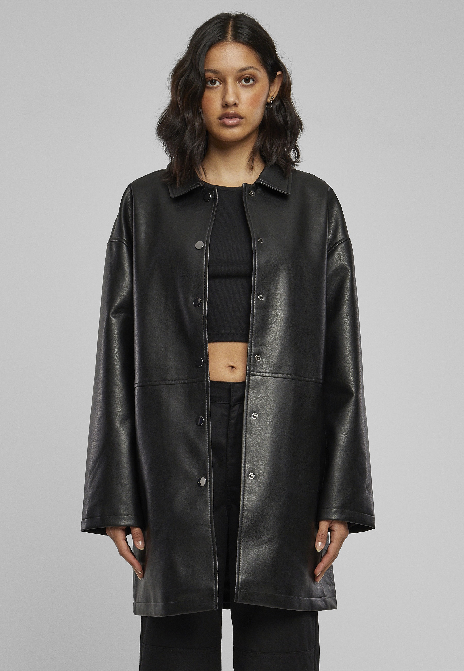 URBAN CLASSICS Winterjacke »Urban Classics Damen Ladies Faux Leather Coat« 1 Stk. tlg. ohne Kapuze