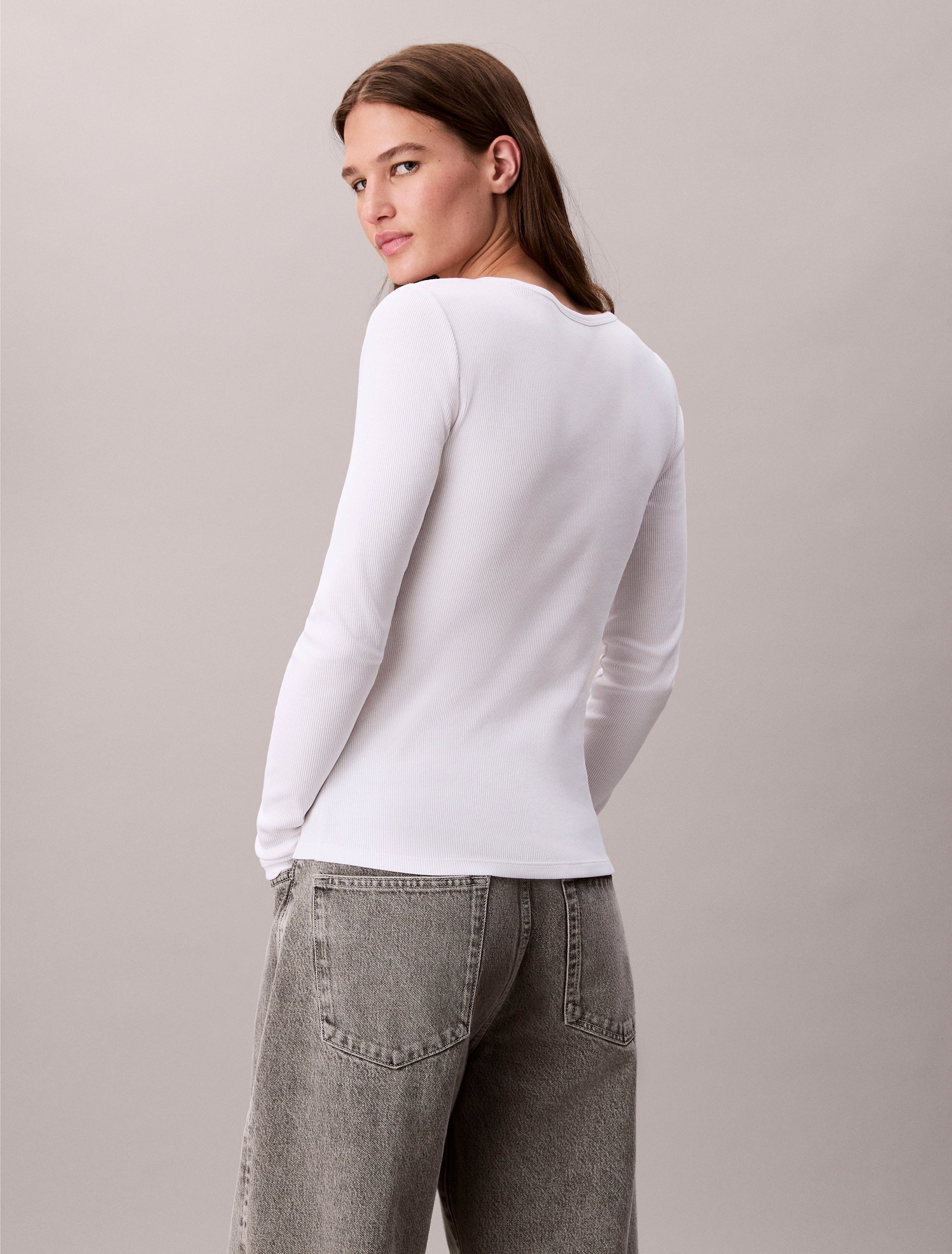 Calvin Klein Jeans Langarmshirt "LS WOVEN LABEL 2X2 RIB SCOOP NEC", Mit Run günstig online kaufen