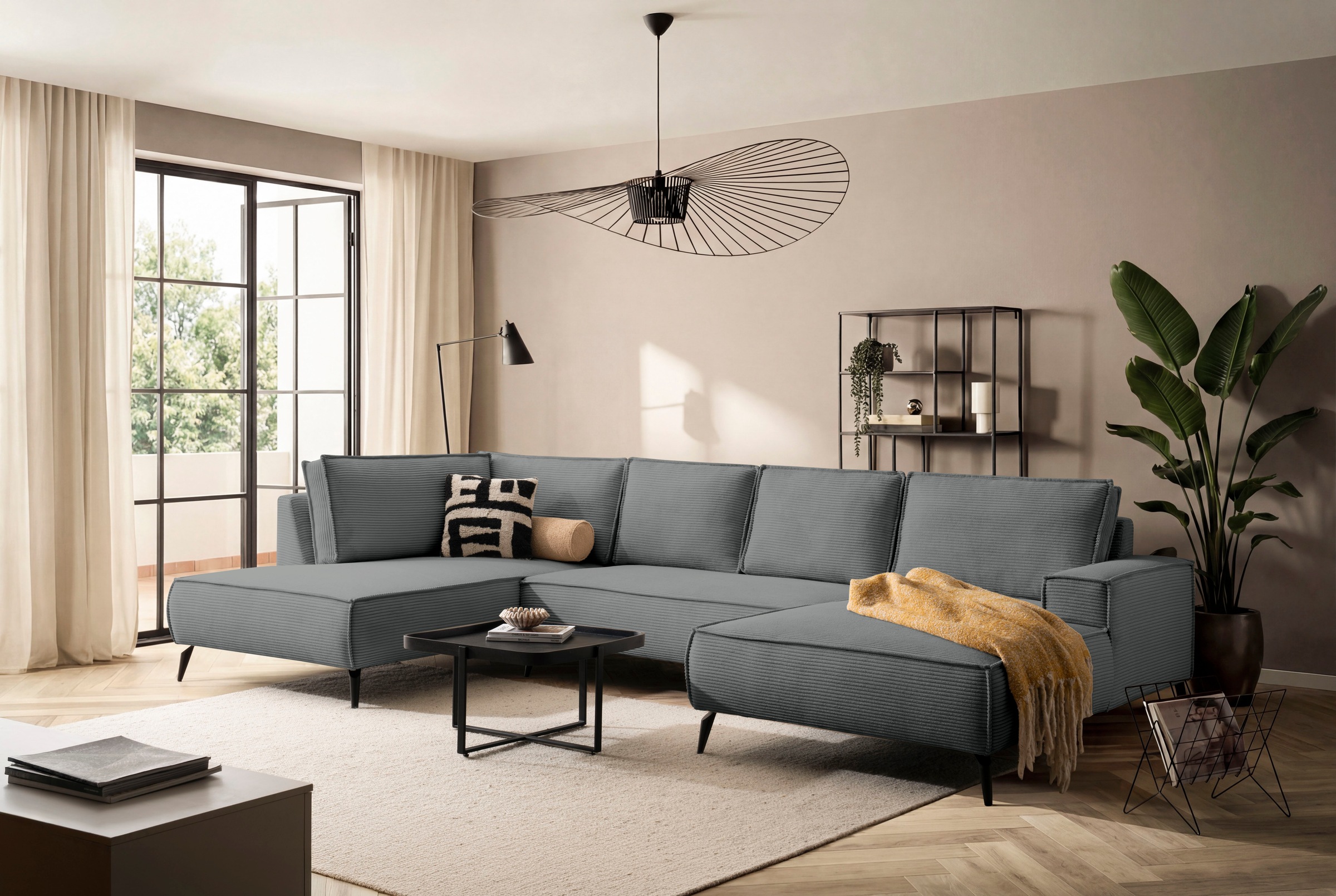 Home affaire Wohnlandschaft »Tvinnu, moderne U-Form, Couch in Cord oder Webstoff in Leinenoptik« Recamiere rechts/links, schwarze Metallfüße, bequeme Sitz-/Liegefläche