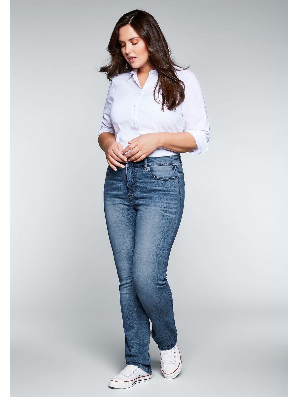Gerade Größen«, Jeans mit BAUR »Große Sheego Bodyforming-Effekt bestellen | für