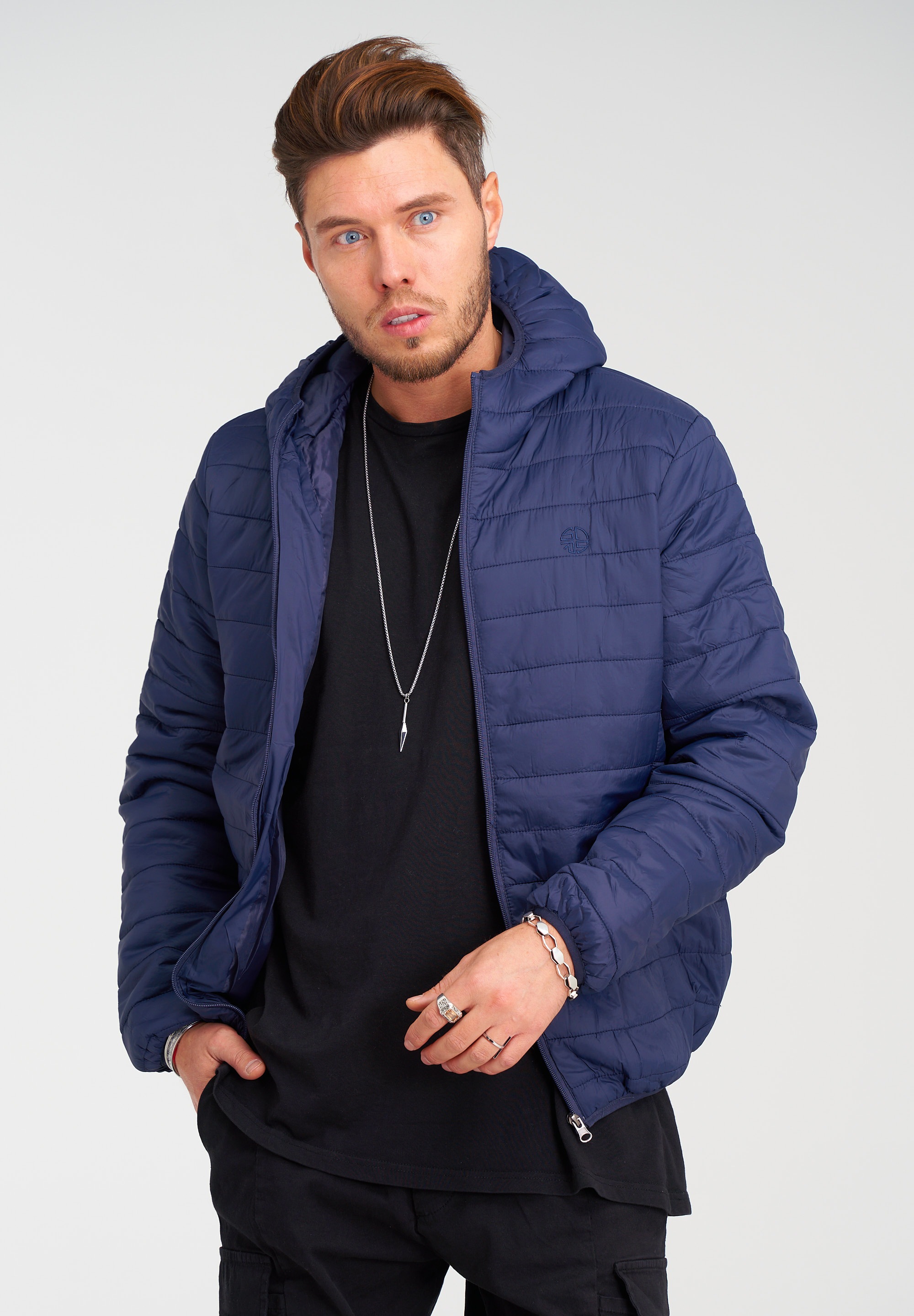 behype Steppjacke "JANNOS" mit wärmender Kapuze günstig online kaufen