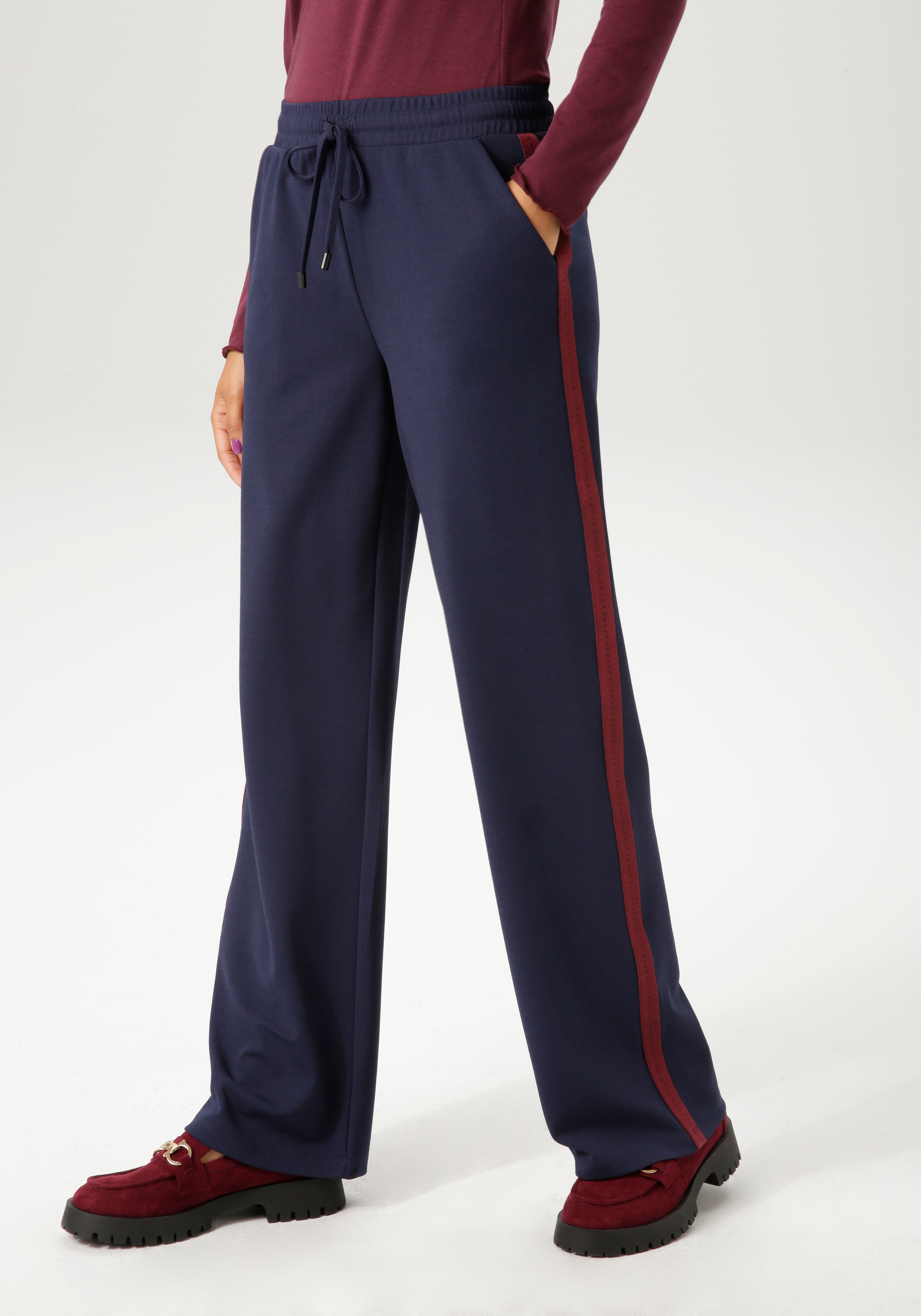 Aniston CASUAL Schlupfhose, mit trendigem Tape entlang der Seitennähte - NE günstig online kaufen