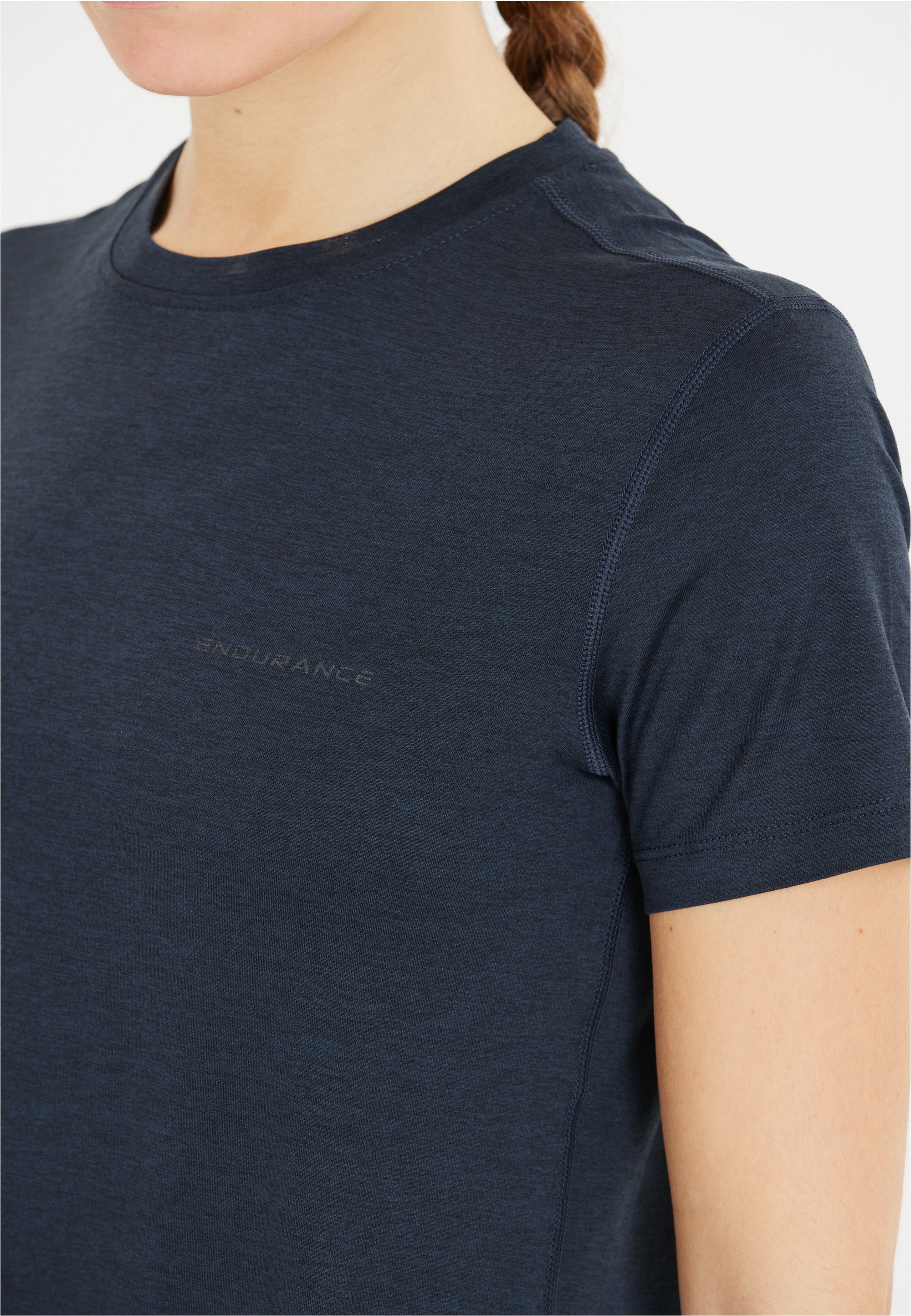 ENDURANCE Funktionsshirt »Alvaly«, im simplen Design mit Quick Dry-Technologie
