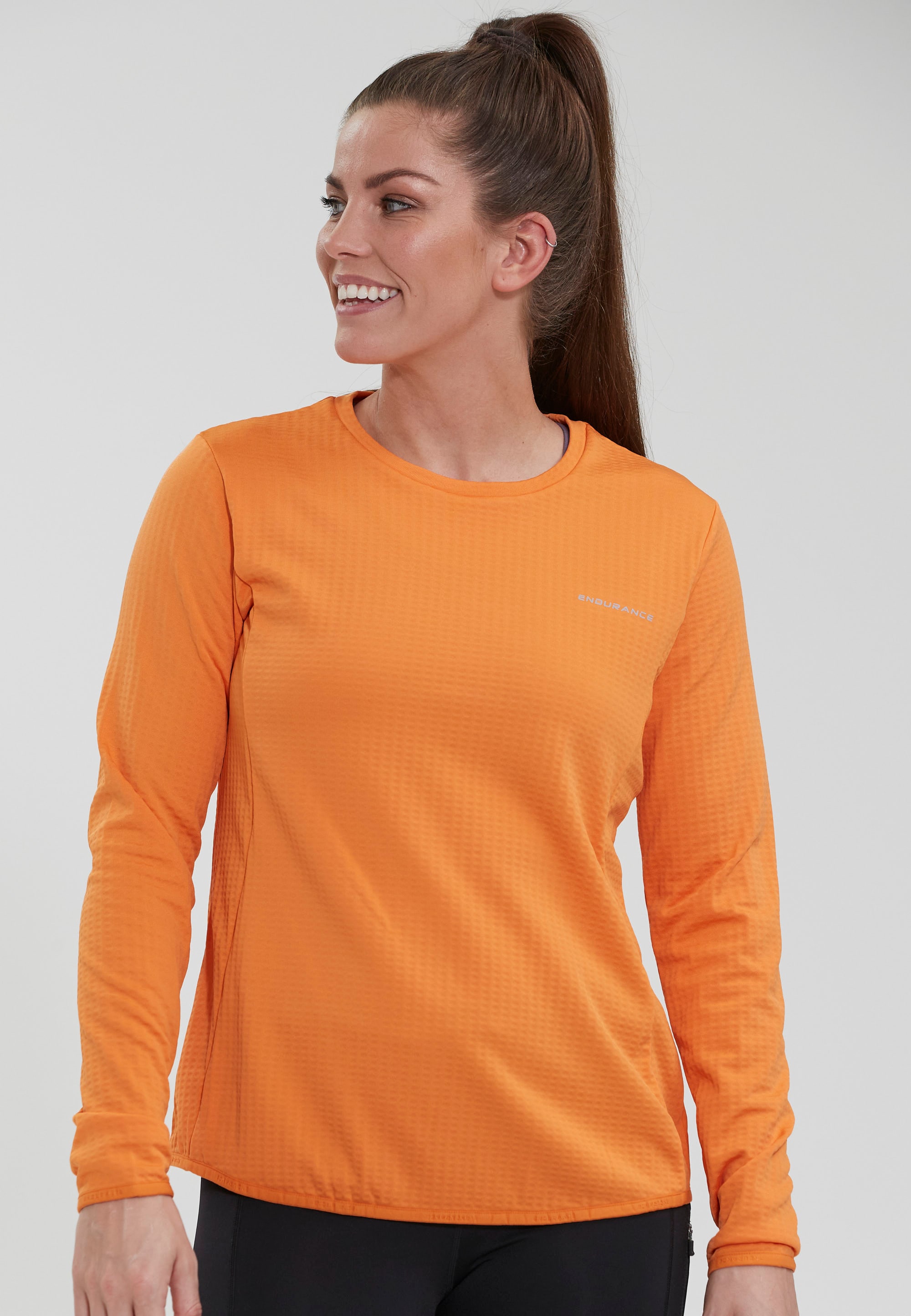 ENDURANCE Funktionsshirt "Leah" 1 Stk. tlg. mit reflektierenden Details günstig online kaufen