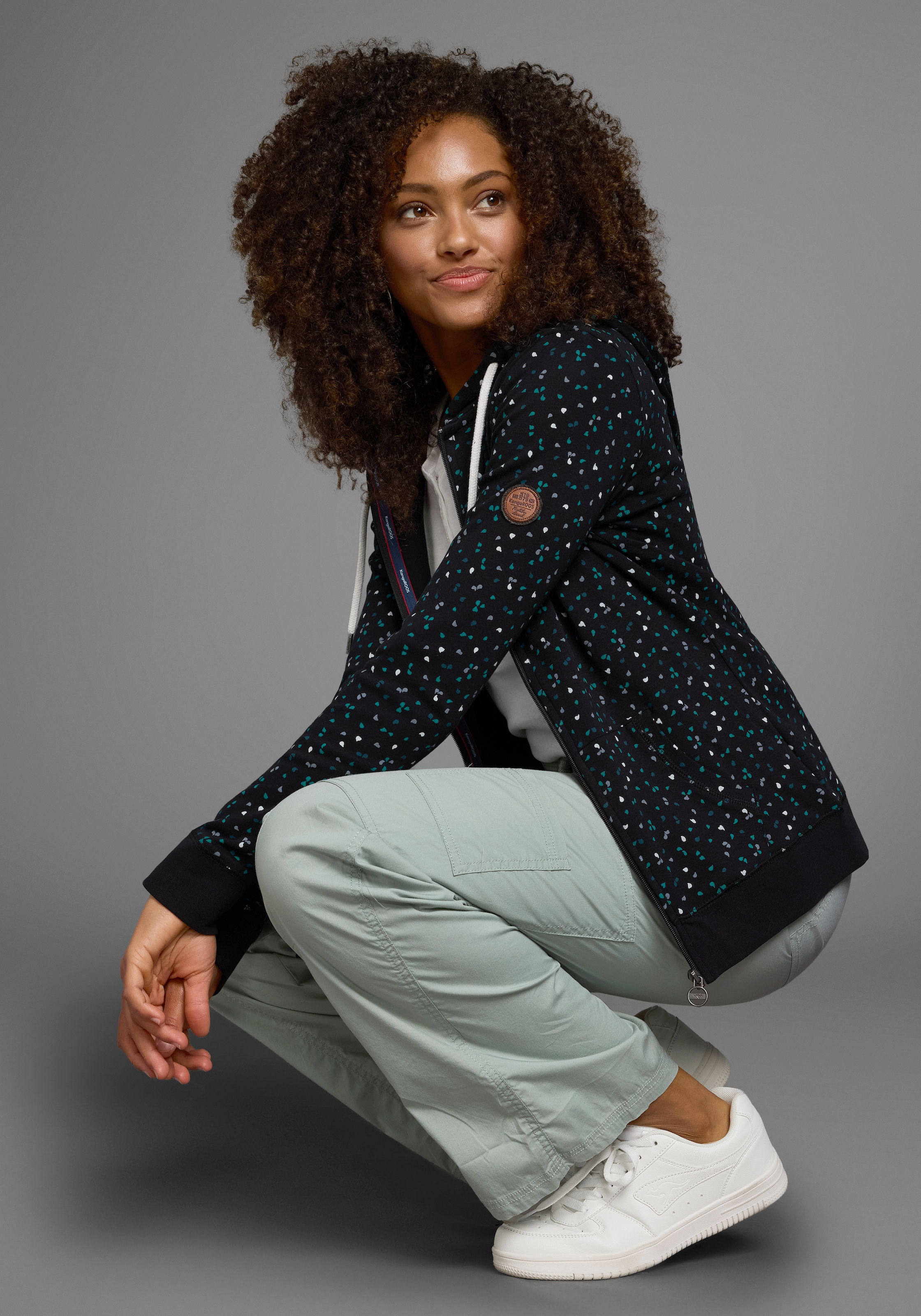 KangaROOS Kapuzensweatjacke, mit sportlichem Minimal-Print günstig online kaufen