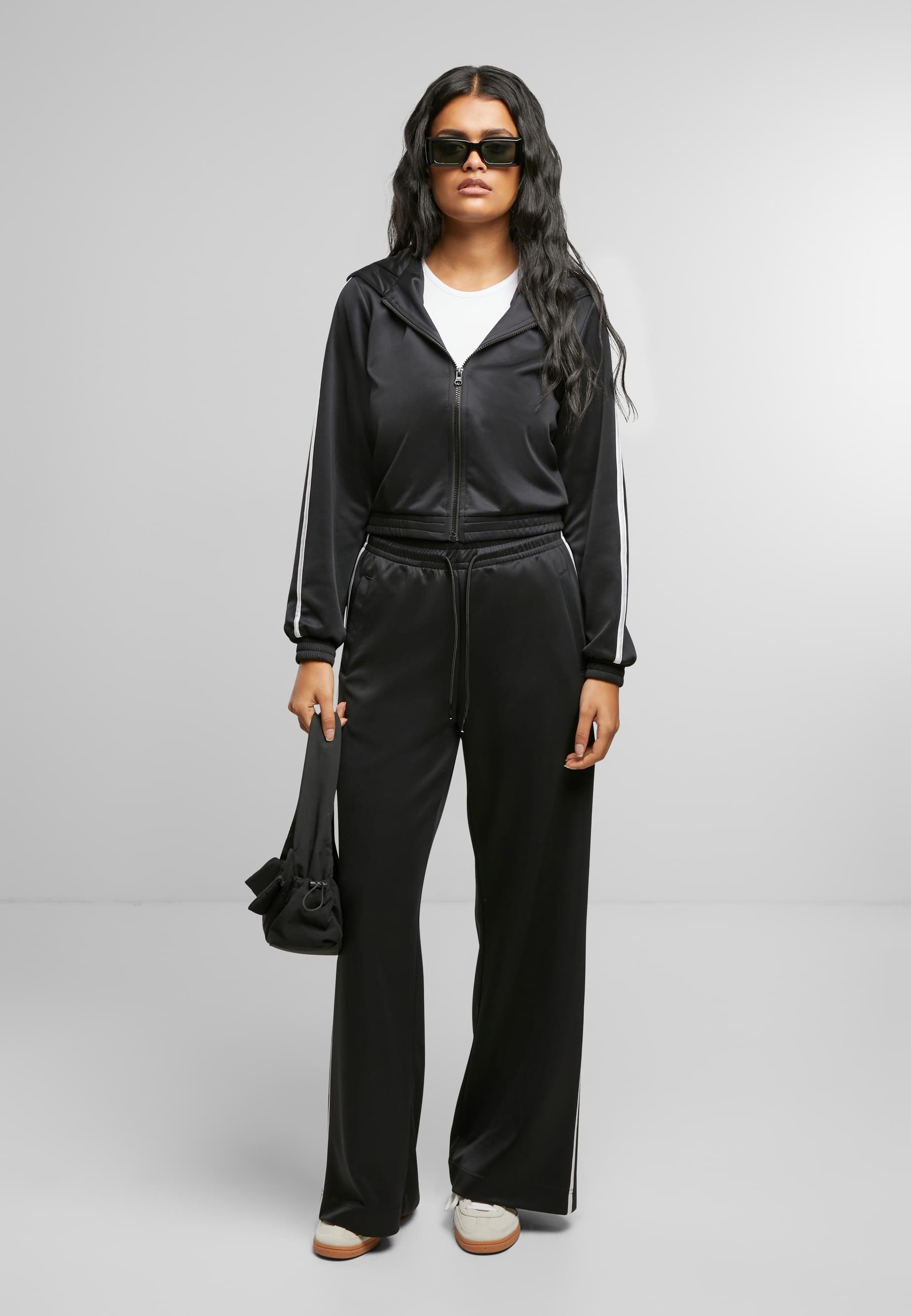 URBAN CLASSICS Jogginghose »Urban Classics Ladies Wide Leg Track Pants«, (1 tlg.)