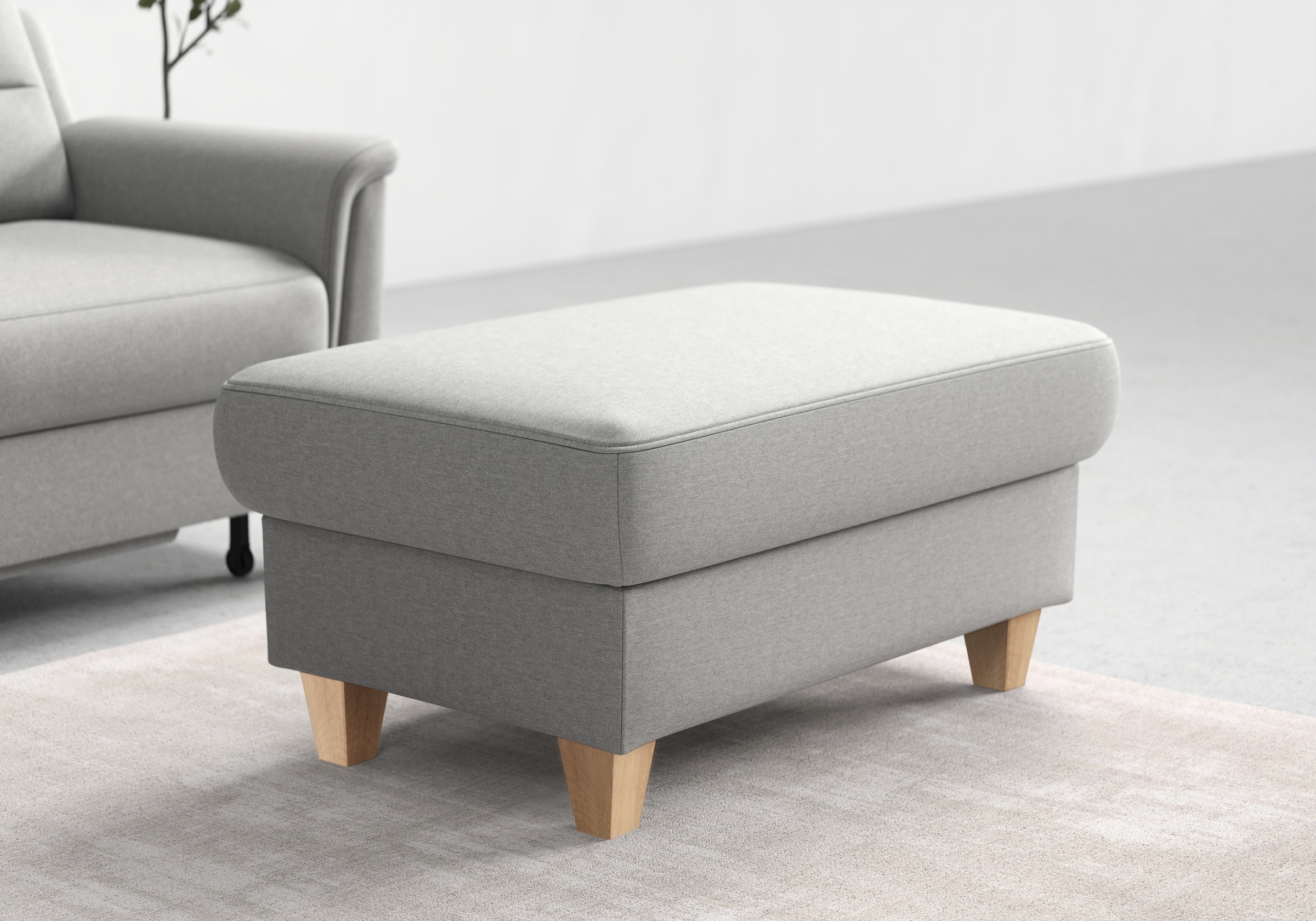 sit&more Stauraumhocker "Farö" mit Stauraum und Federkern und naturfarbenen Füßen