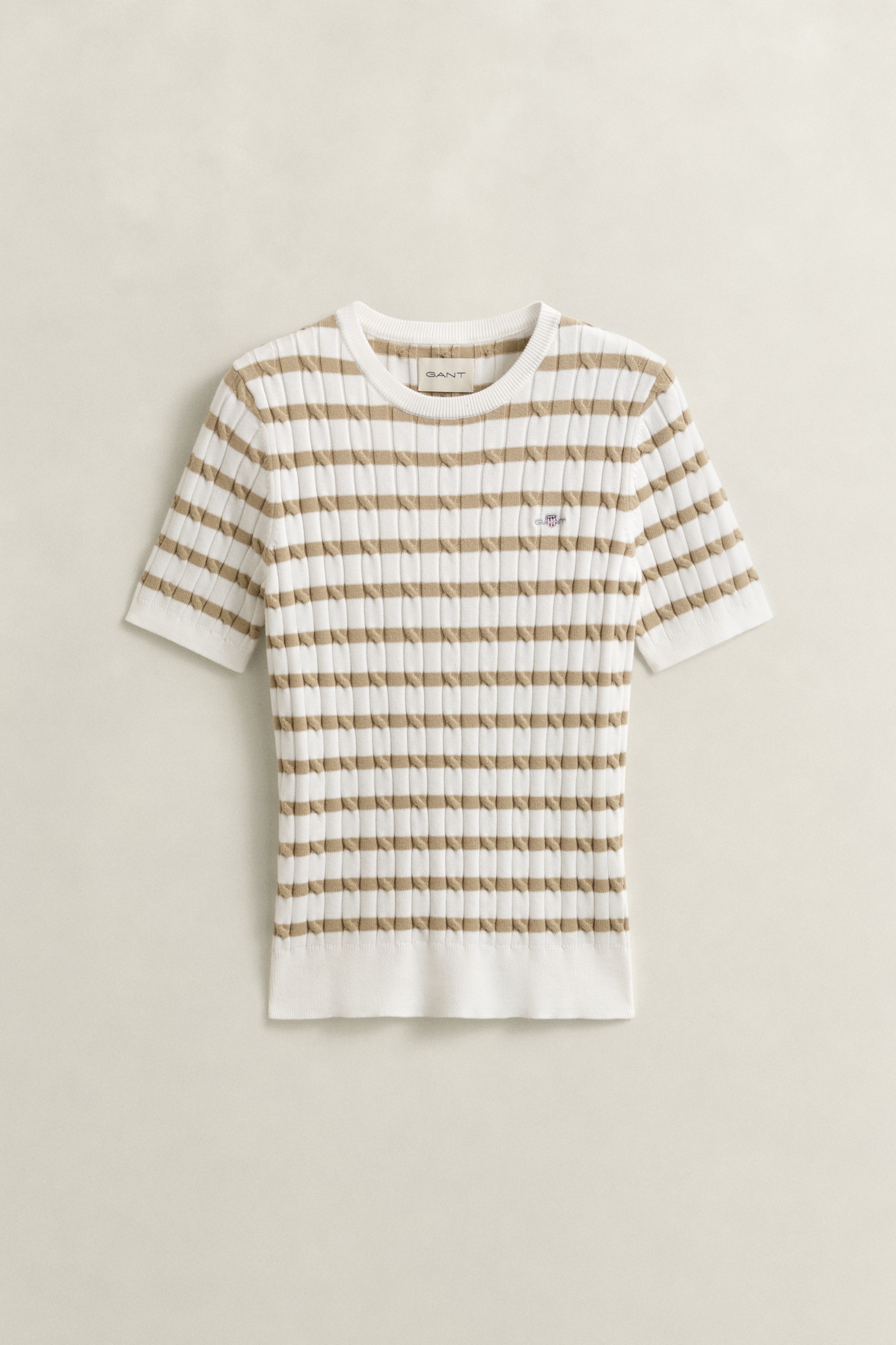 Kurzarmpullover GANT "STRETCH COTTON CABLE STRIPE SS", Damen, Gr. L, oat beige, Strick, Obermaterial: 88% Baumwolle, 10% Polyamid, 2% Elasthan, slim fit normal, Rundhals, Pullover, Gestreifter Zopfstrick, Rundhals, Schmale Passform 2