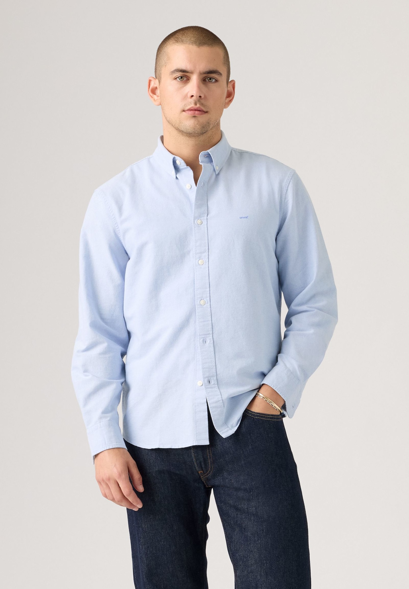 Levis Langarmhemd "AUTHENTIC BUTTON DOWN", mit Ton-in-Ton Logostickerei auf günstig online kaufen