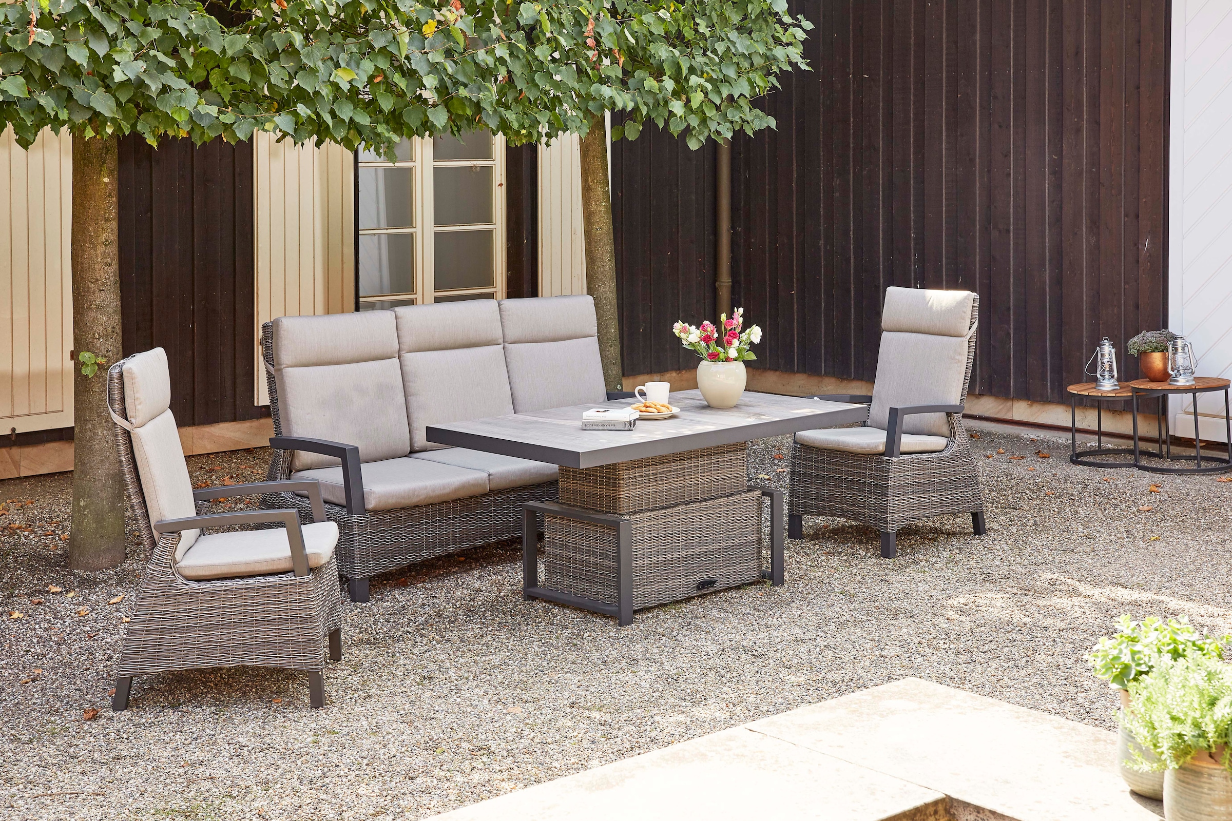 Siena Garden Gartenlounge-Bank »CORIDO Lounge 3er Sofa in charcoal grey« Gestell Alu matt anthrazit, mit Sitz- u. Rückenkissen taupe meliert