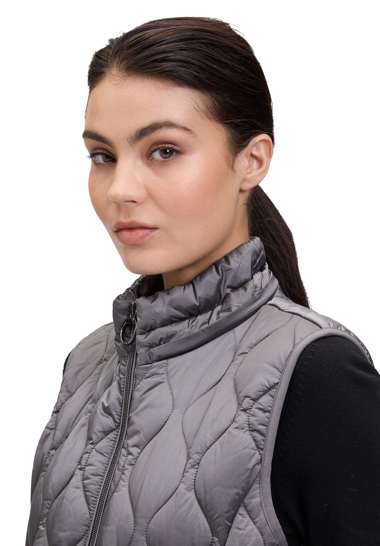 Betty Barclay Strickweste »Betty Barclay Damen Steppweste mit abnehmbarer Kapuze«