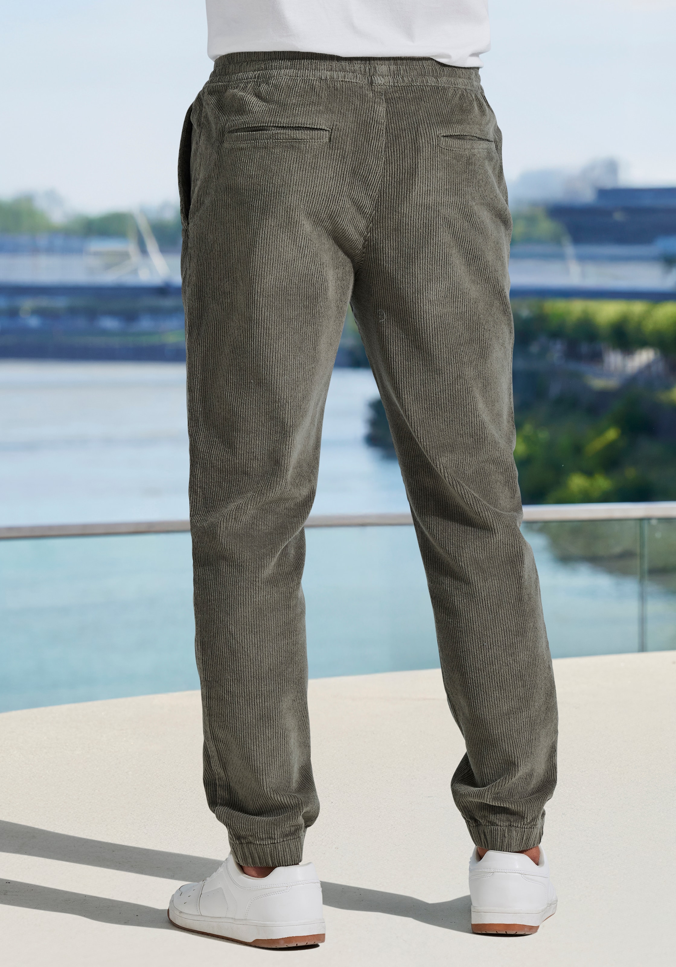 John Devin Jogger Pants »Jogg Pants«, elastischer Cord aus Baumwoll-Stretch-Qualität