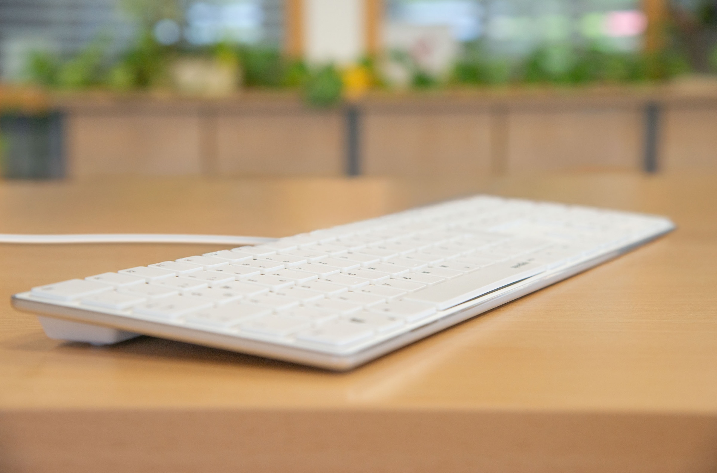 Speedlink Slimline-Tastatur »RIVA Slim Metal Scissor«, (Antirutsch-Füße-Fn-Tasten-Ziffernblock-Funktionstasten)