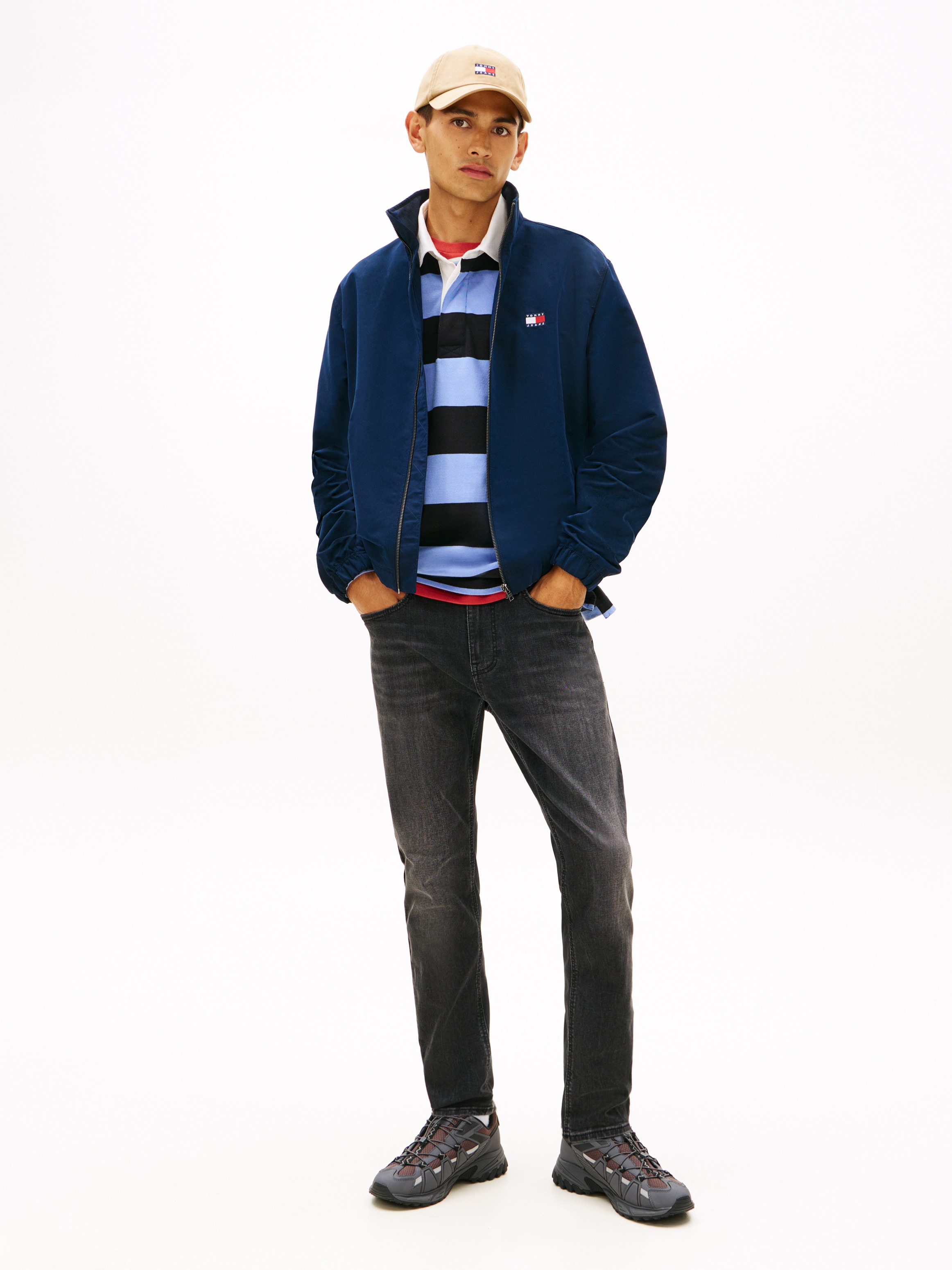 Tommy Jeans Tapered-fit-Jeans »Austim Slim Tapered«, mit Logostickereien