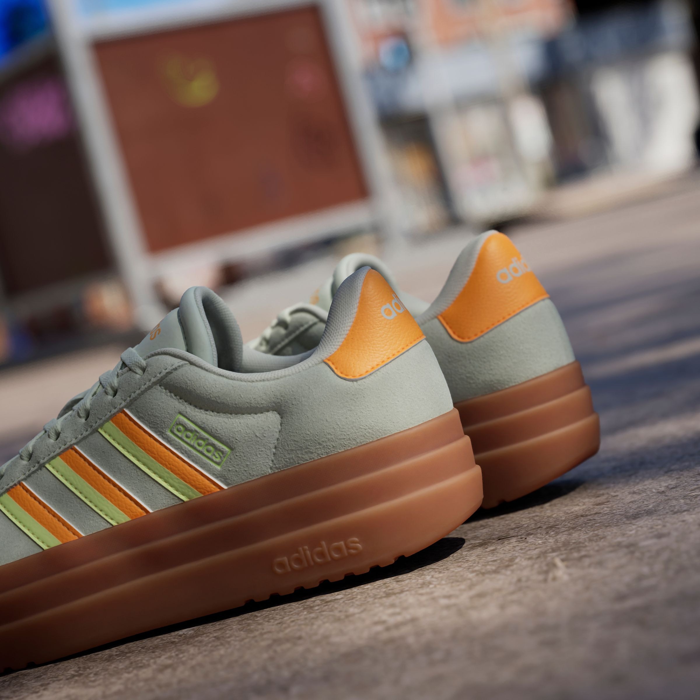 adidas Sportswear Sneaker »VL COURT BOLD«, Design auf den Spuren des adidas Gazelle Bold