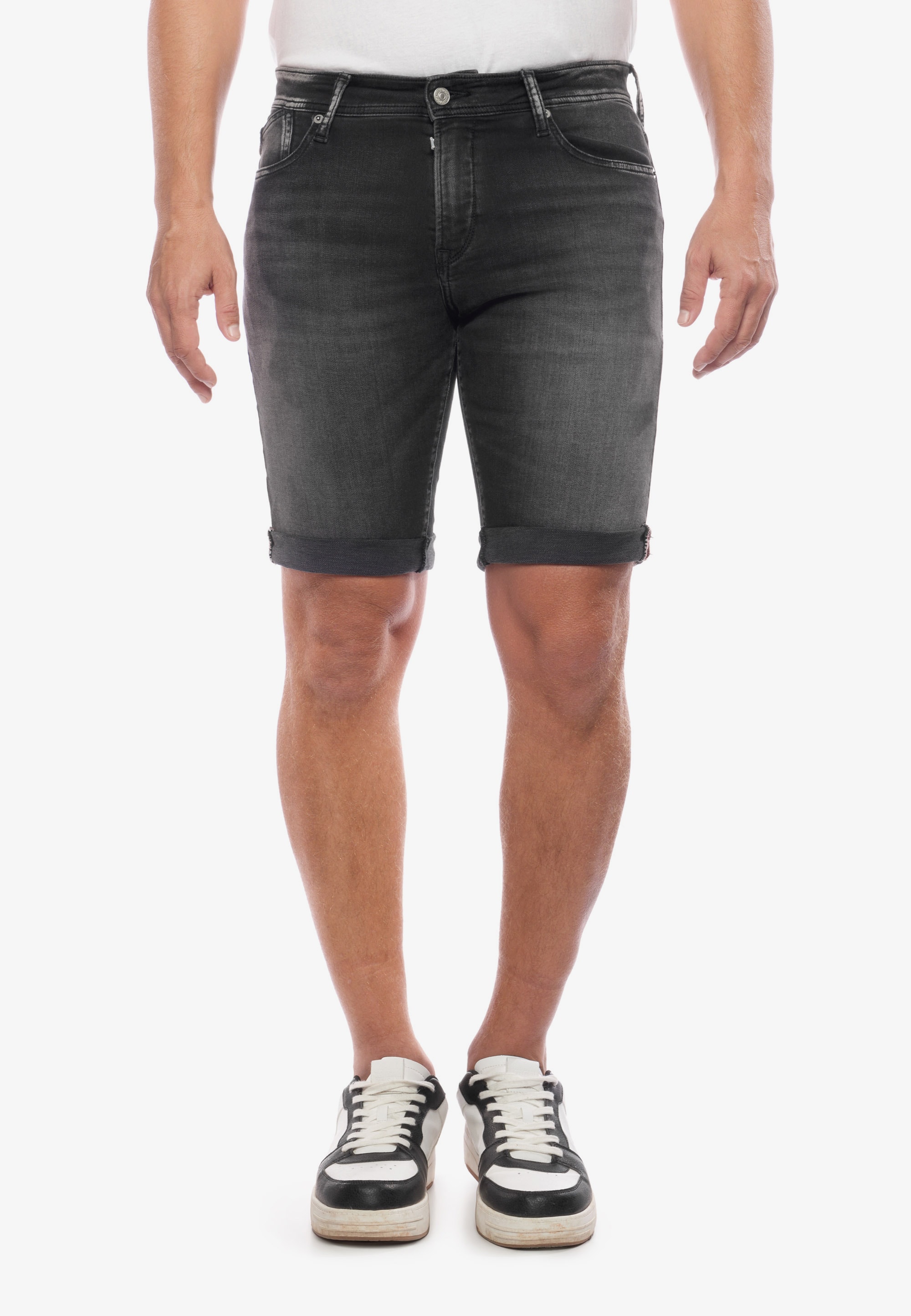 Le Temps Des Cerises Shorts "BERMUDA HOMME JOGG OC", mit lässigem Schnitt