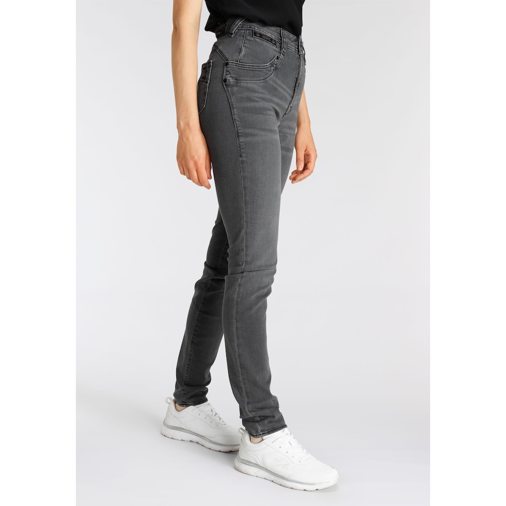 Herrlicher High-waist-Jeans »PIPER HI SLIM ORGANIC DENIM CASHMERE TOUCH«, umweltfreundlich dank Kitotex Technologie