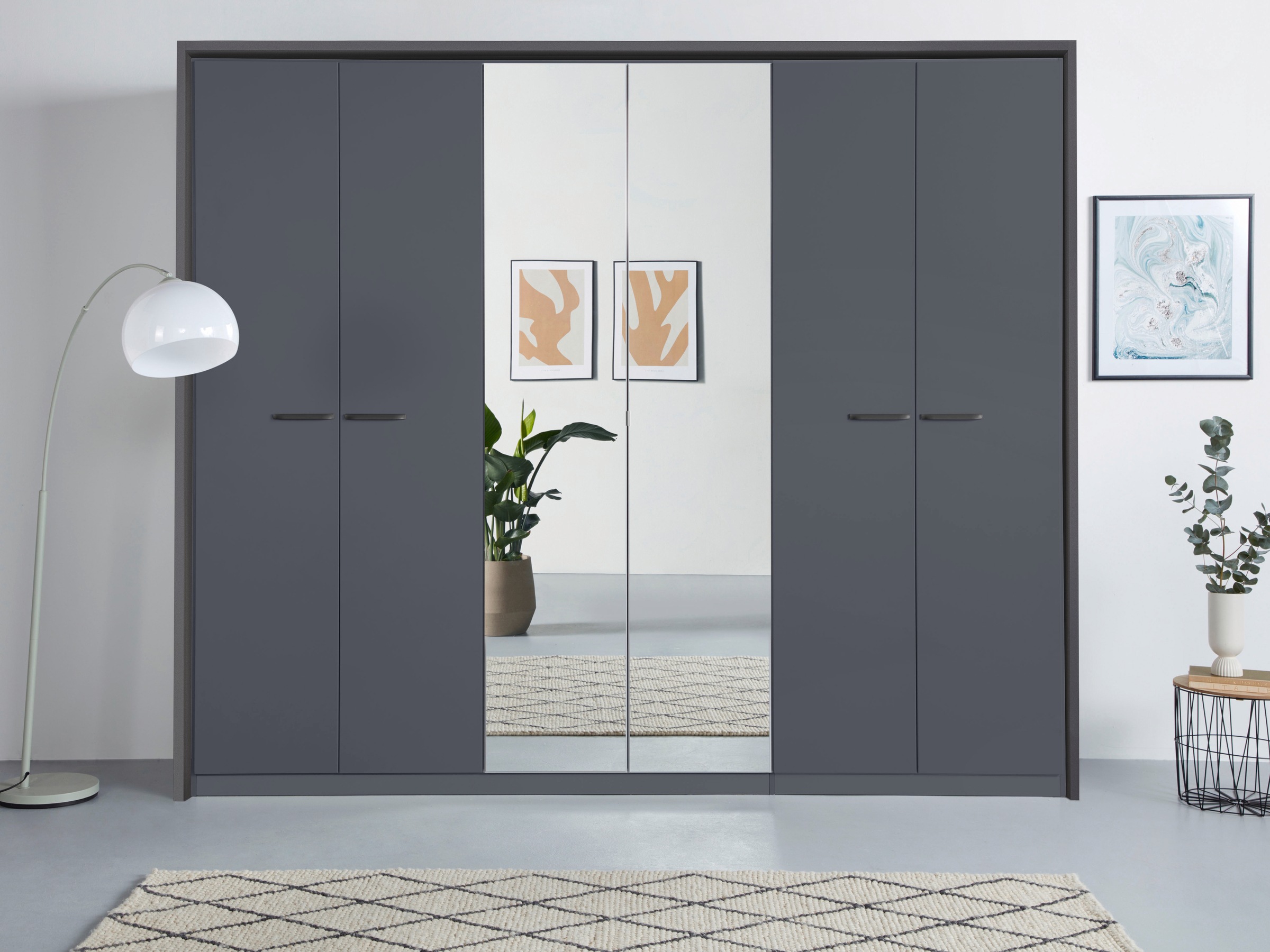 rauch Drehtürenschrank »Oteli«, mit Mittelspiegel und Passepartout optional mit Beleuchtung