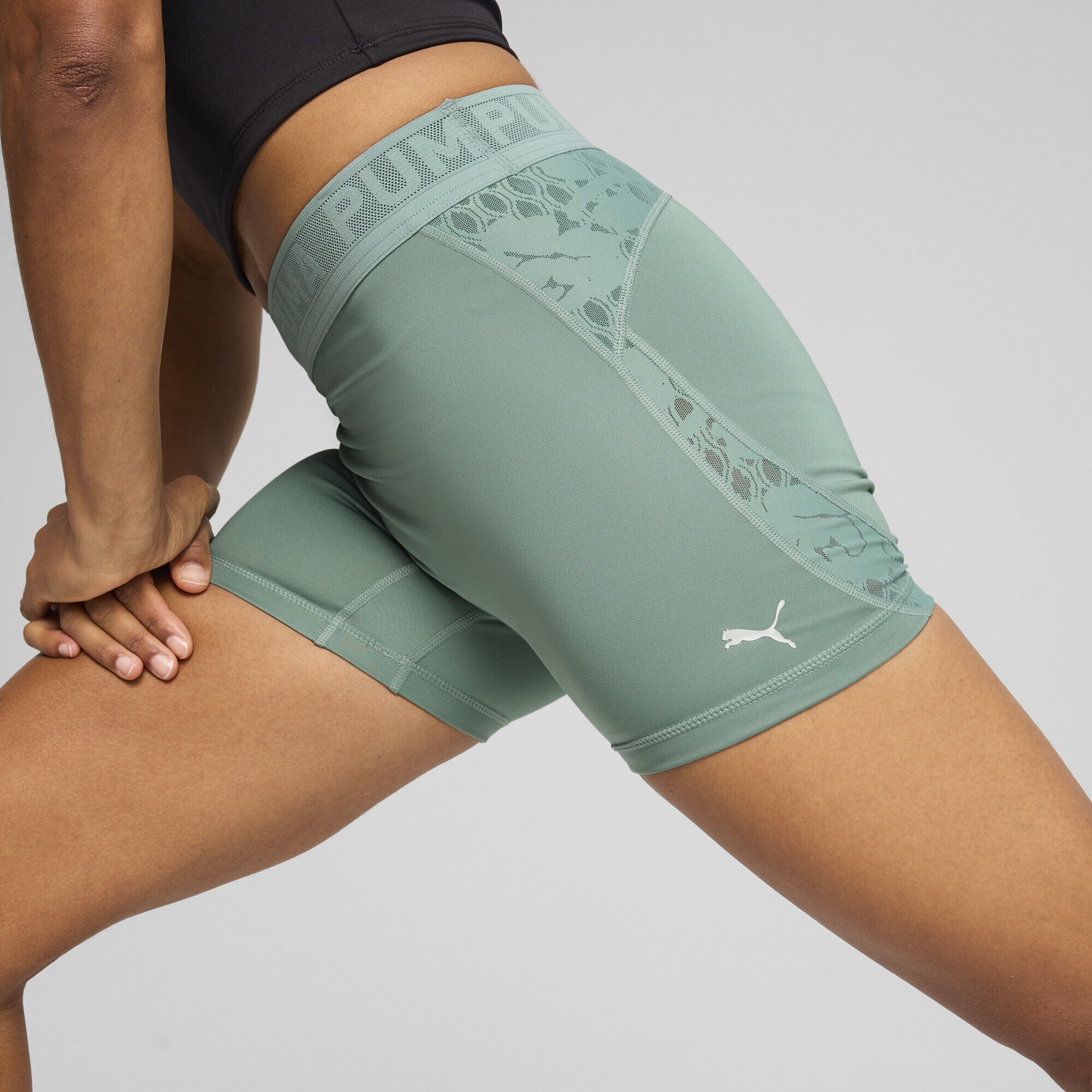 PUMA Trainingsshorts »LACE Hochgeschnittene 5" Radlerhose Damen«