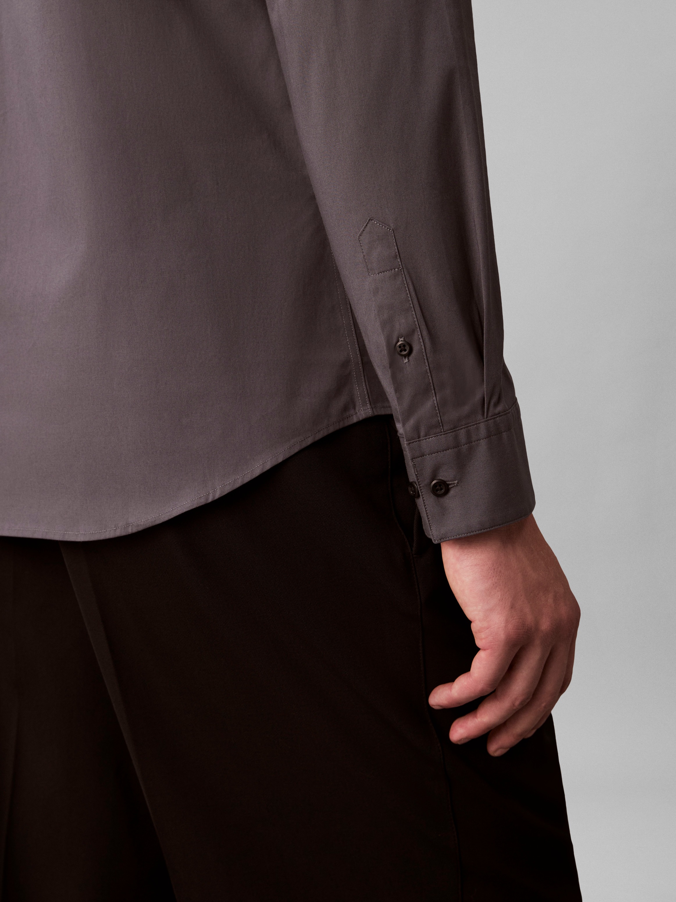 Langarmhemd CALVIN KLEIN "LONG SLEEVE SOLID STRETCH SLIM SHIRT", Herren, Gr. XL, N-Gr, coal, Web, Obermaterial: 96% Baumwolle, 4% Elasthan, unifarben, slim fit hüftlang, Rundhals, Ärmel mit Ärmelschlitz 2-Knopf-Manschette, Hemden, slim fit, in Unifarbe 4