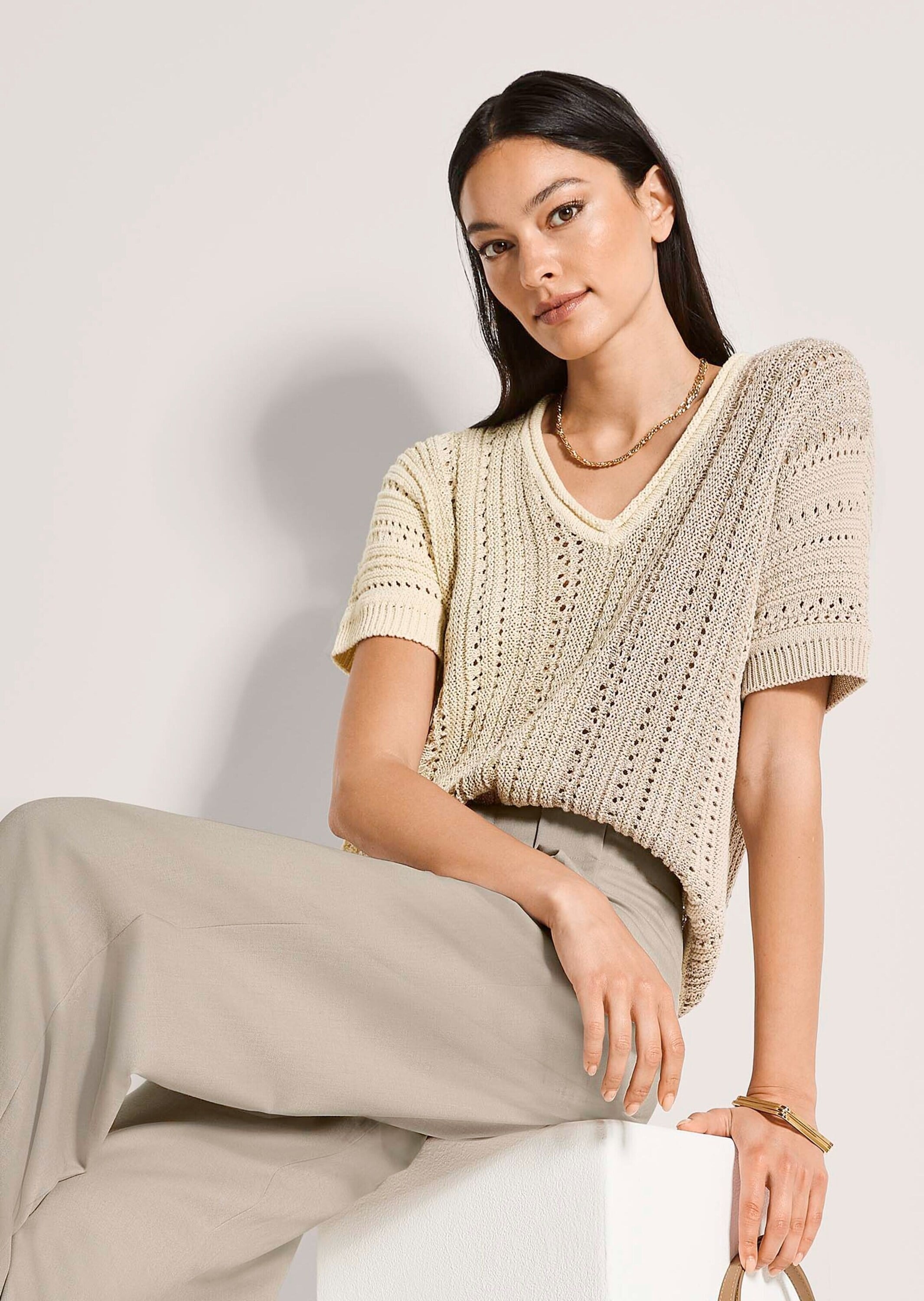 MADELEINE Longpullover »Strickpullover Ajourshirt mit Glanzeffekt« Dezentes Effektgarn