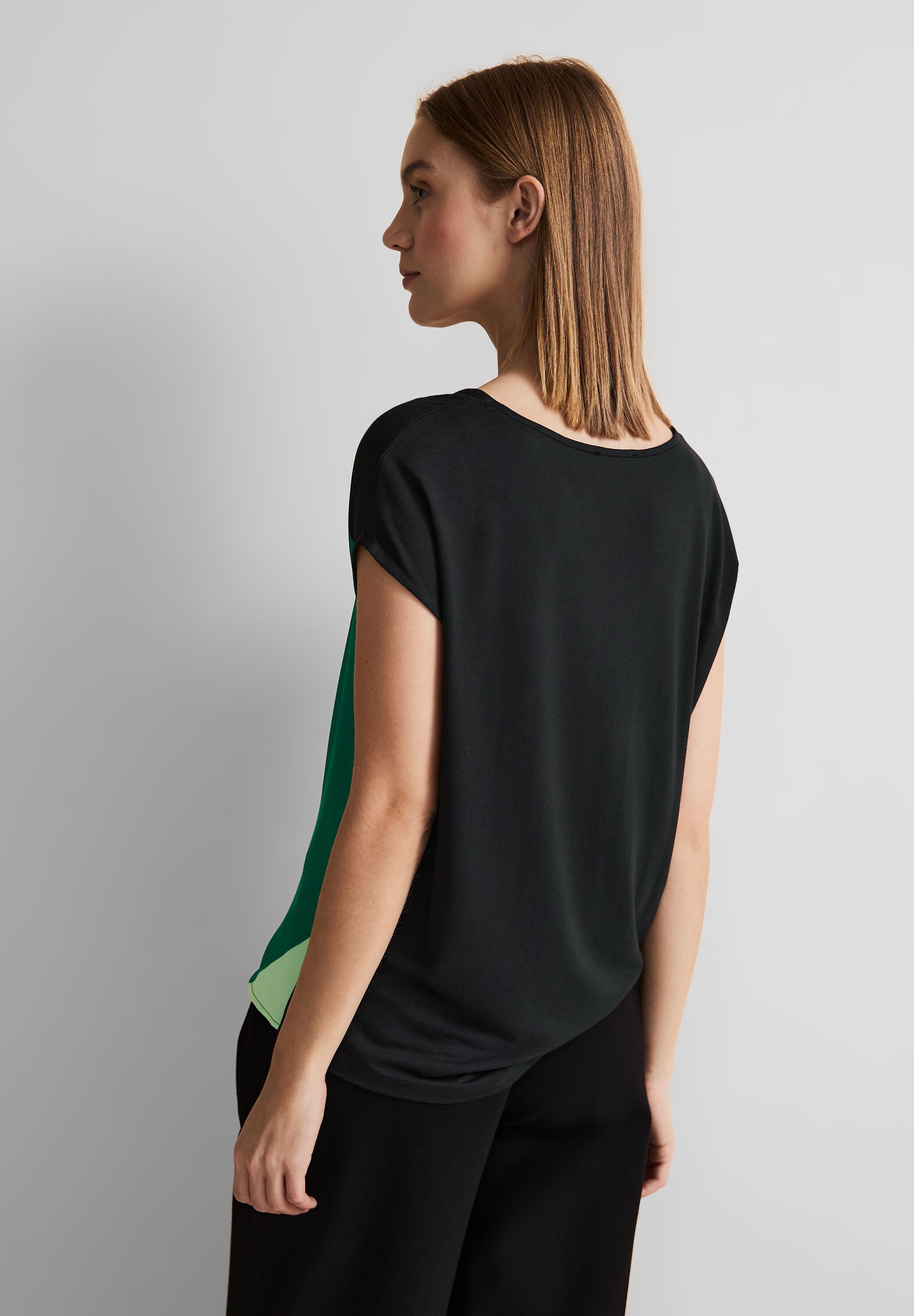 STREET ONE Shirttop, mit tiefem Rundhalsausschnitt günstig online kaufen