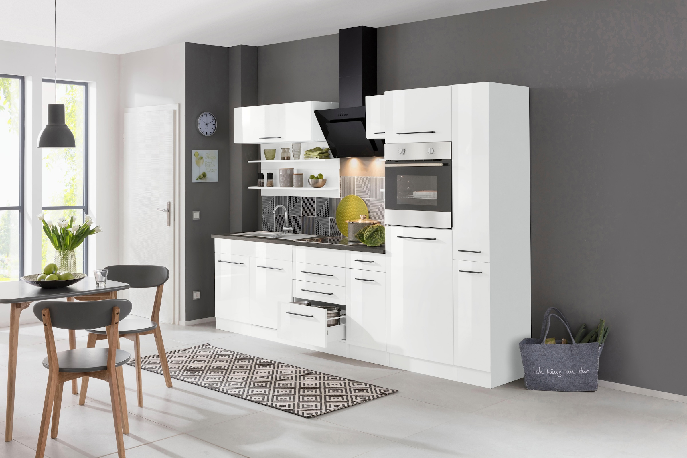 KOCHSTATION Küchenzeile »KS-Tulsa«, mit E-Geräten, Breite 300 cm, schwarze Metallgriffe, MDF Fronten