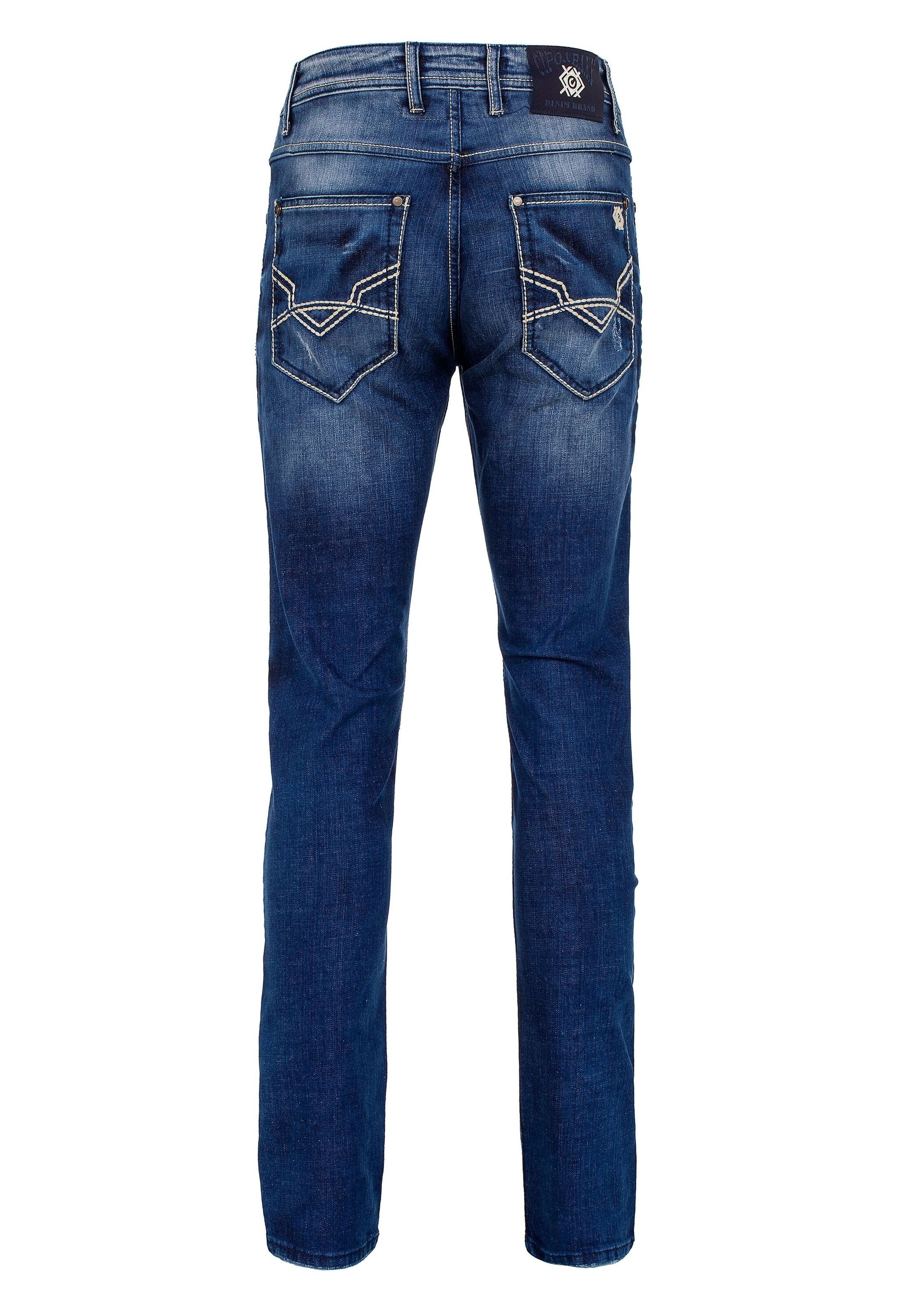 Cipo & Baxx Regular-fit-Jeans »Jeans«, in legerem Regular Fit-Schnitt, CD544