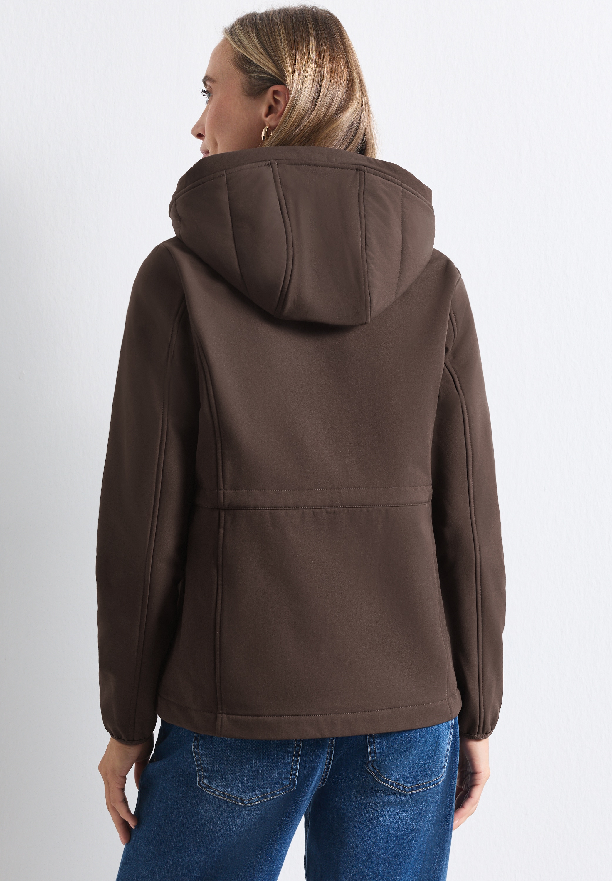 STREET ONE Softshelljacke mit Kapuze mit moderner Steppung
