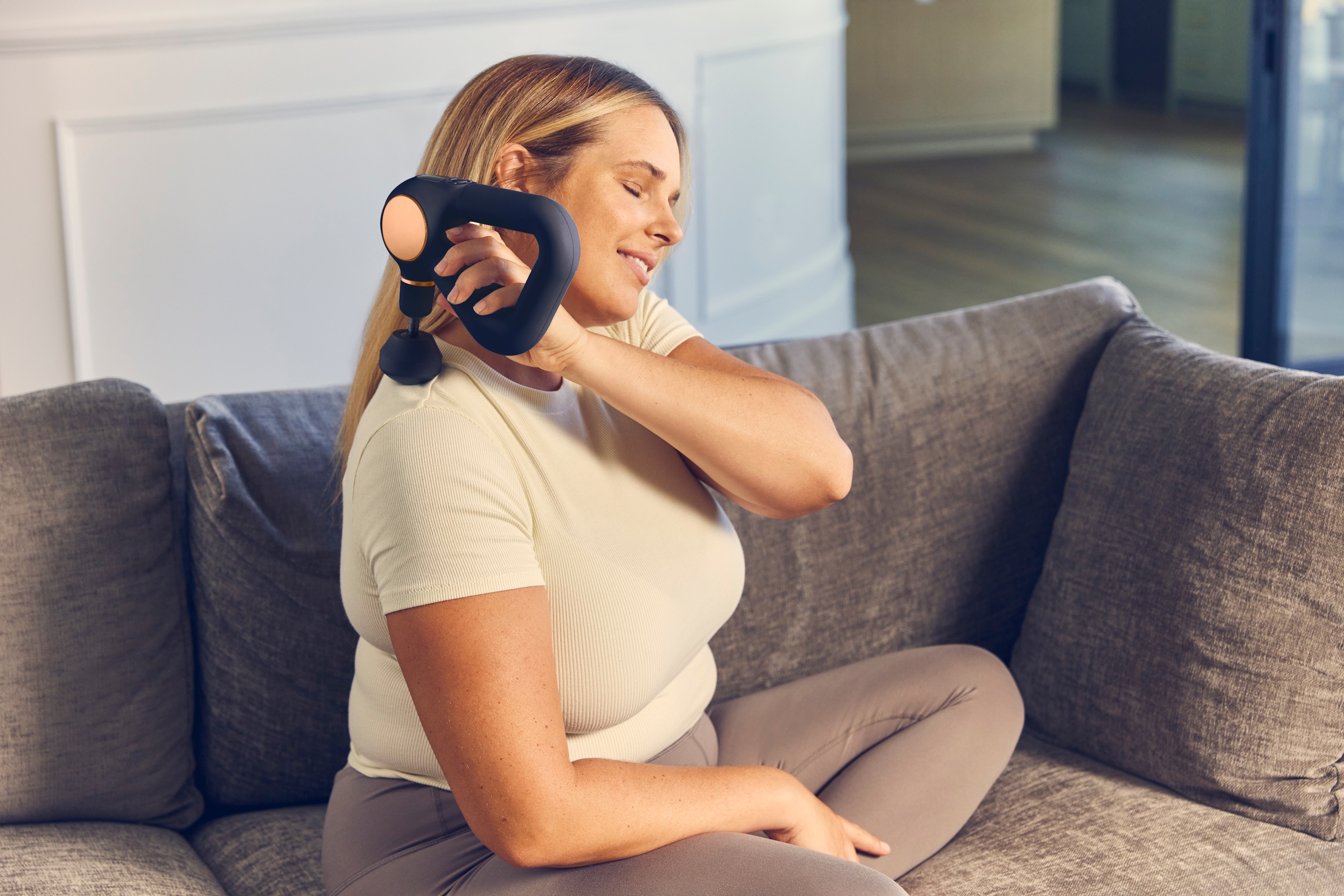 Therabody Massagepistole »Theragun Sense, Stressreduktion, Schmerzlinderung, Erholung«, geführte Atemübungen inkl. TheraMind Klang Therapie