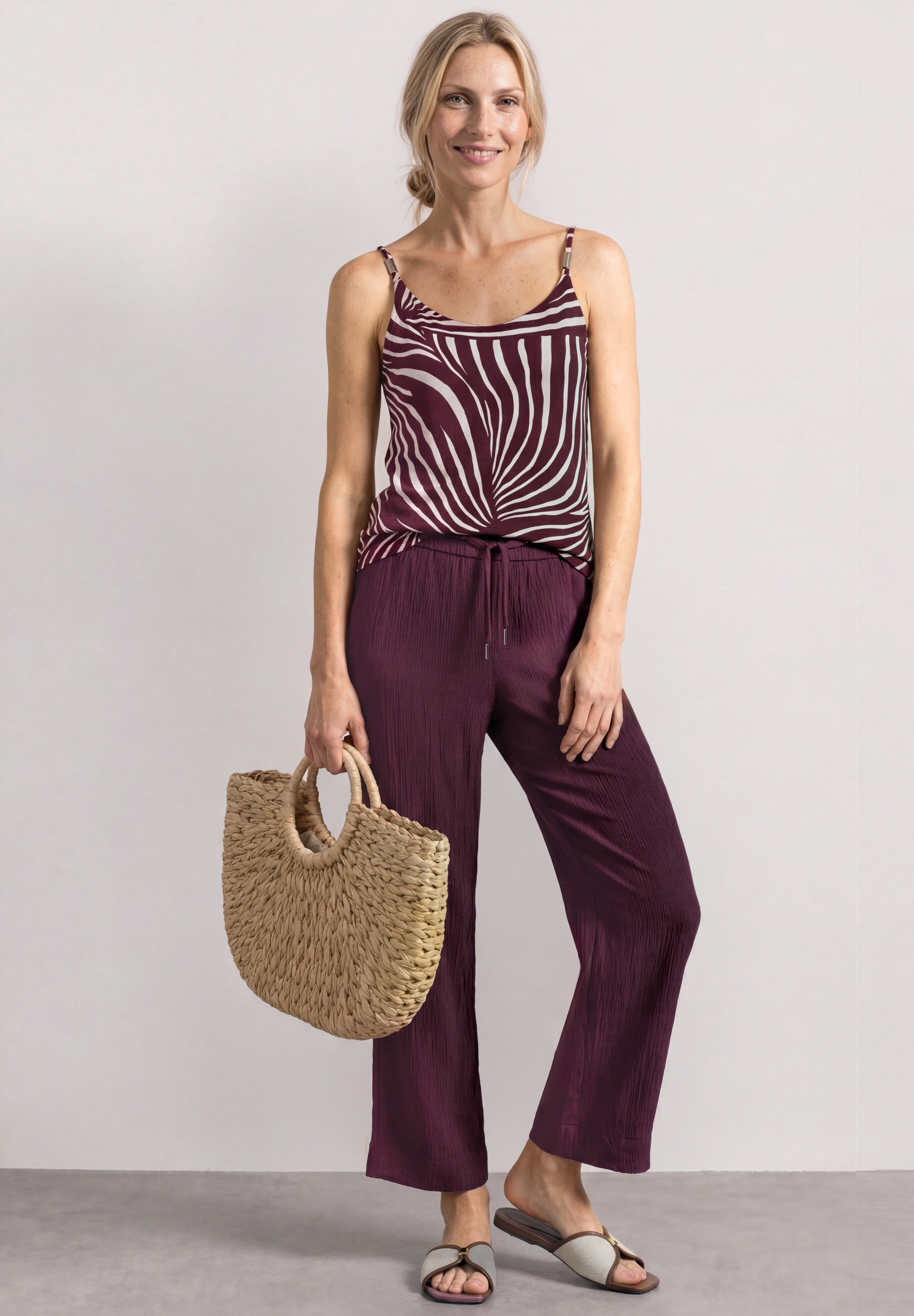 STREET ONE 7/8-Hose »Style Emee«  Angenehmer Viskosemix mit feiner Struktur