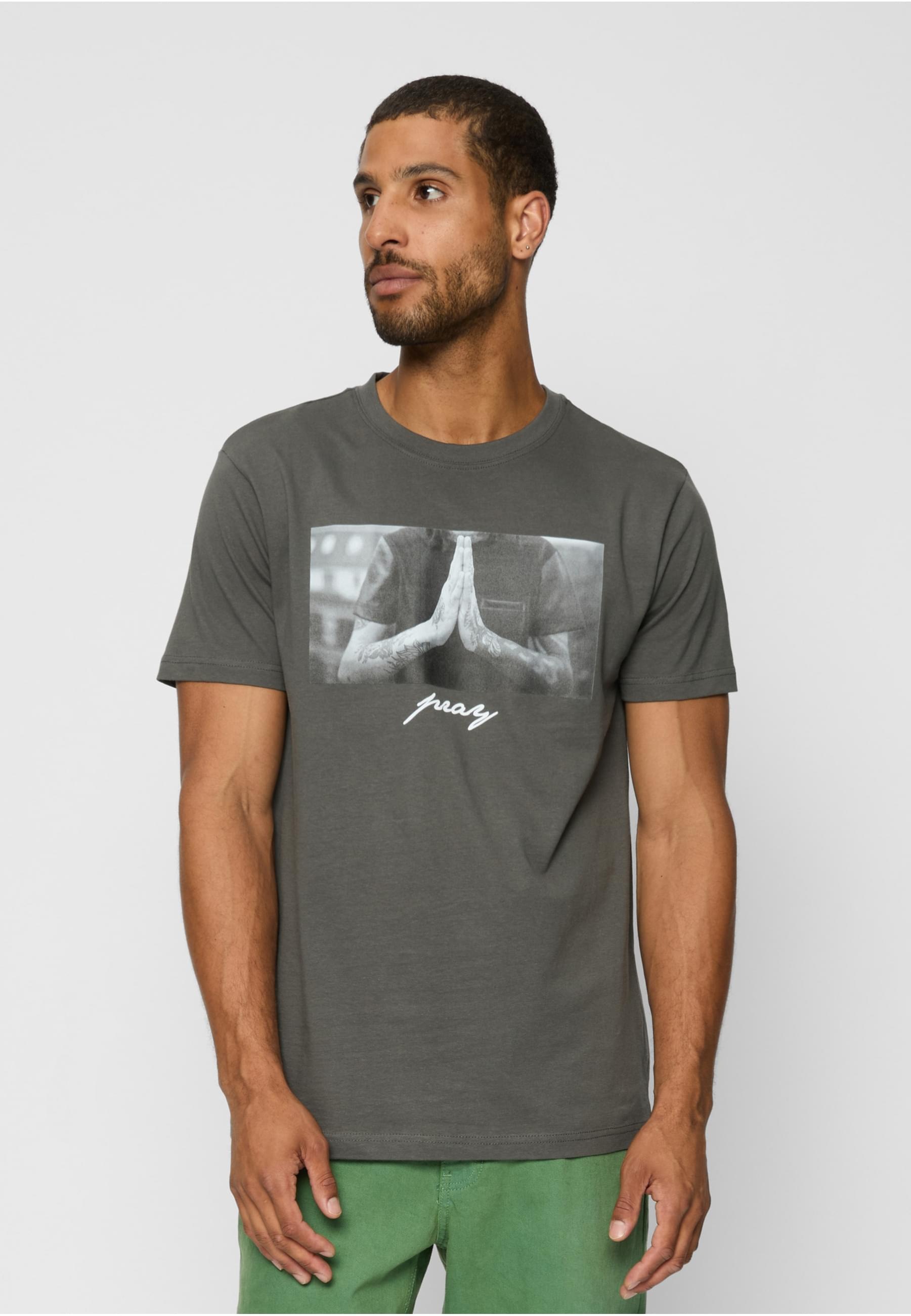 MisterTee T-Shirt »MisterTee Herren Pray Tee«, (1 tlg.)