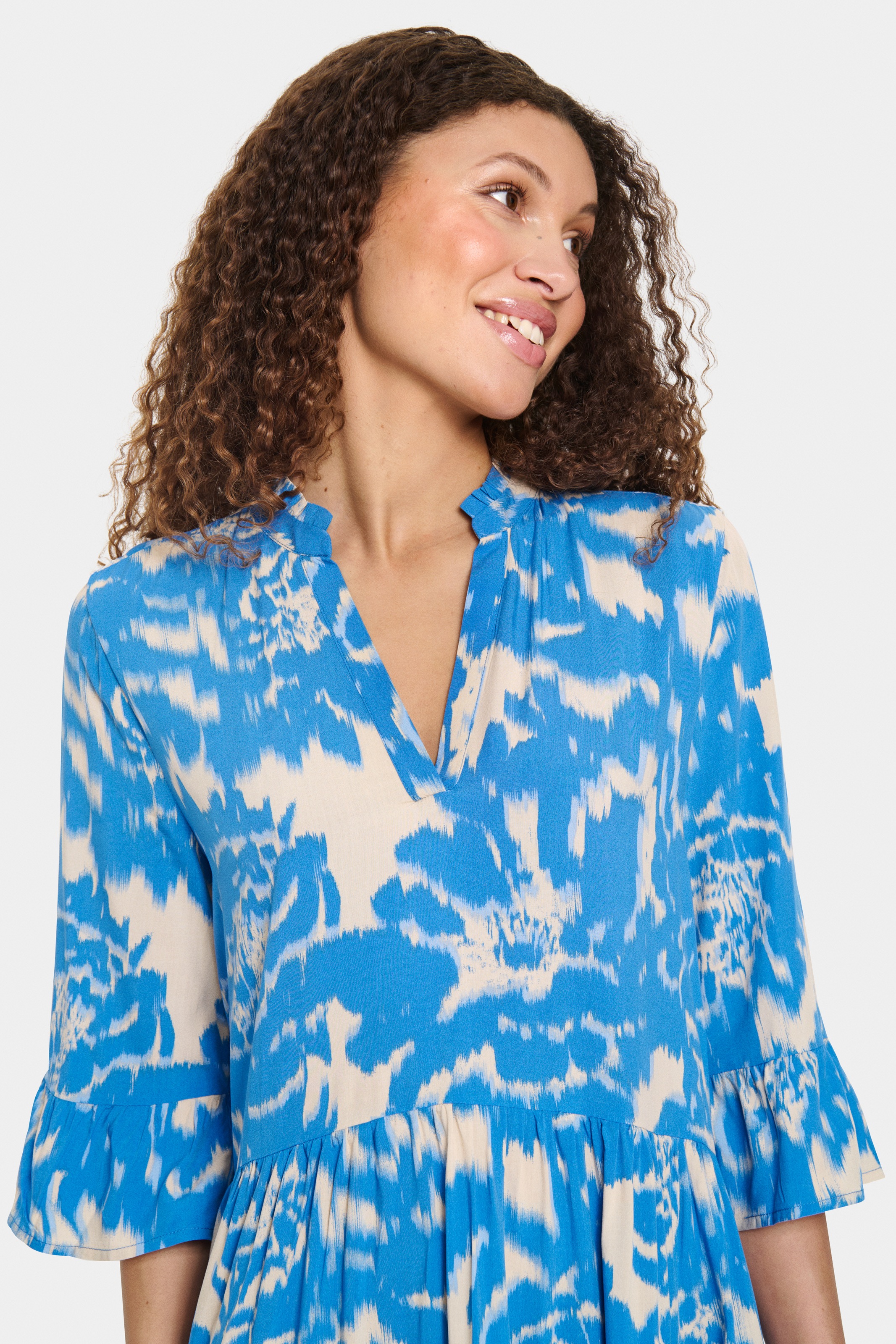 Thumbnail - Saint Tropez Blusenkleid "EdaSZ Dress" Sommerkleid, Tunikakleid mit Volant und 3/4 Ärmel