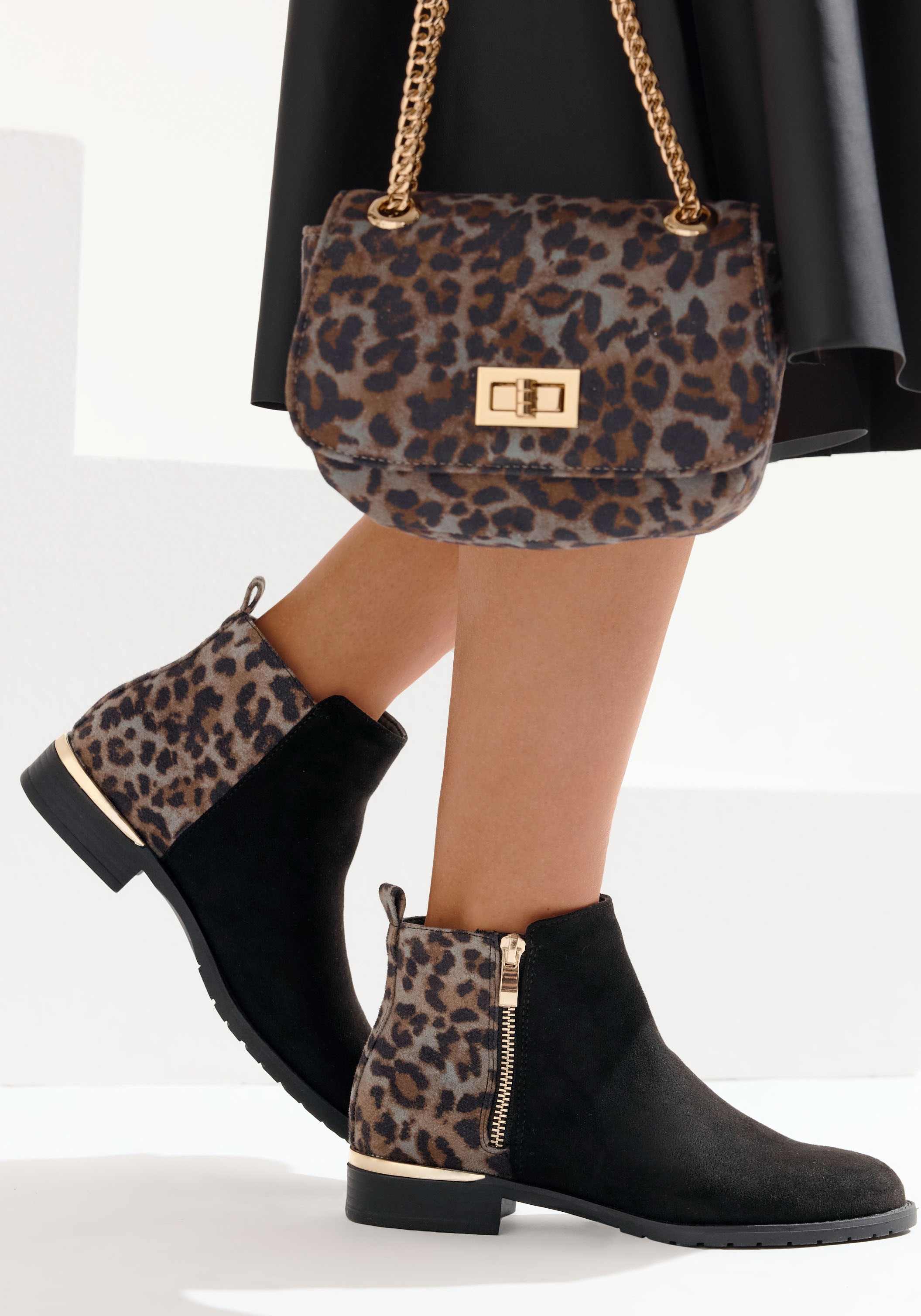 LASCANA Stiefelette »Ankle Boots, Stiefel«, mit Leo-Print VEGAN