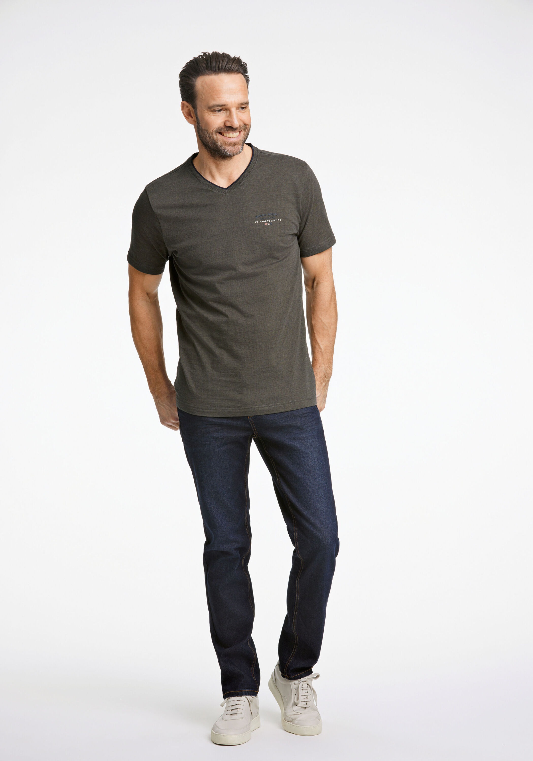 Bison Tapered Fit 5-Pocket Jeans Raw Navy Wash 31/32 2