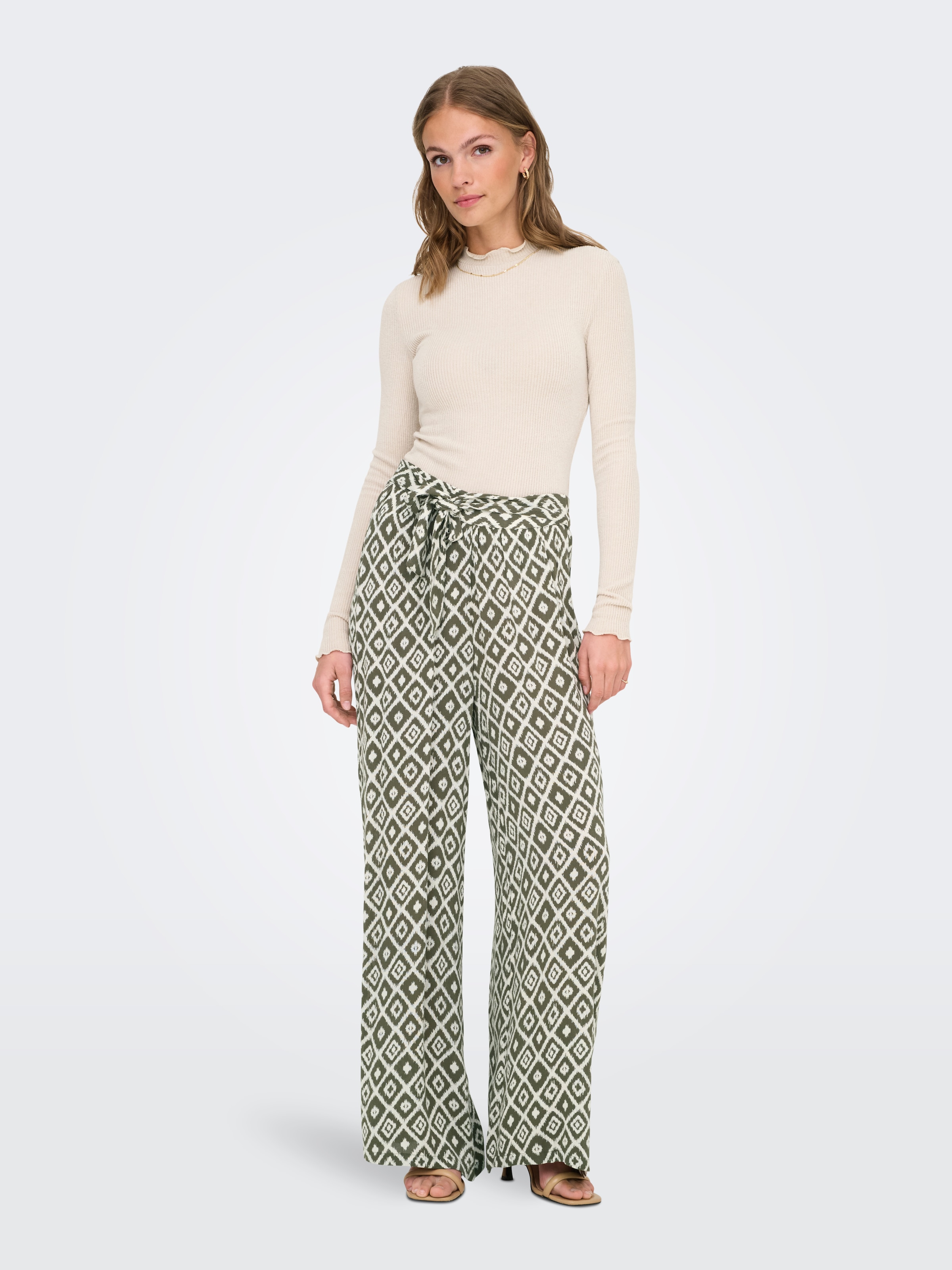ONLY Schlupfhose »ONLPAKJA LIFE AOP BELT PANTS WVN NOOS«